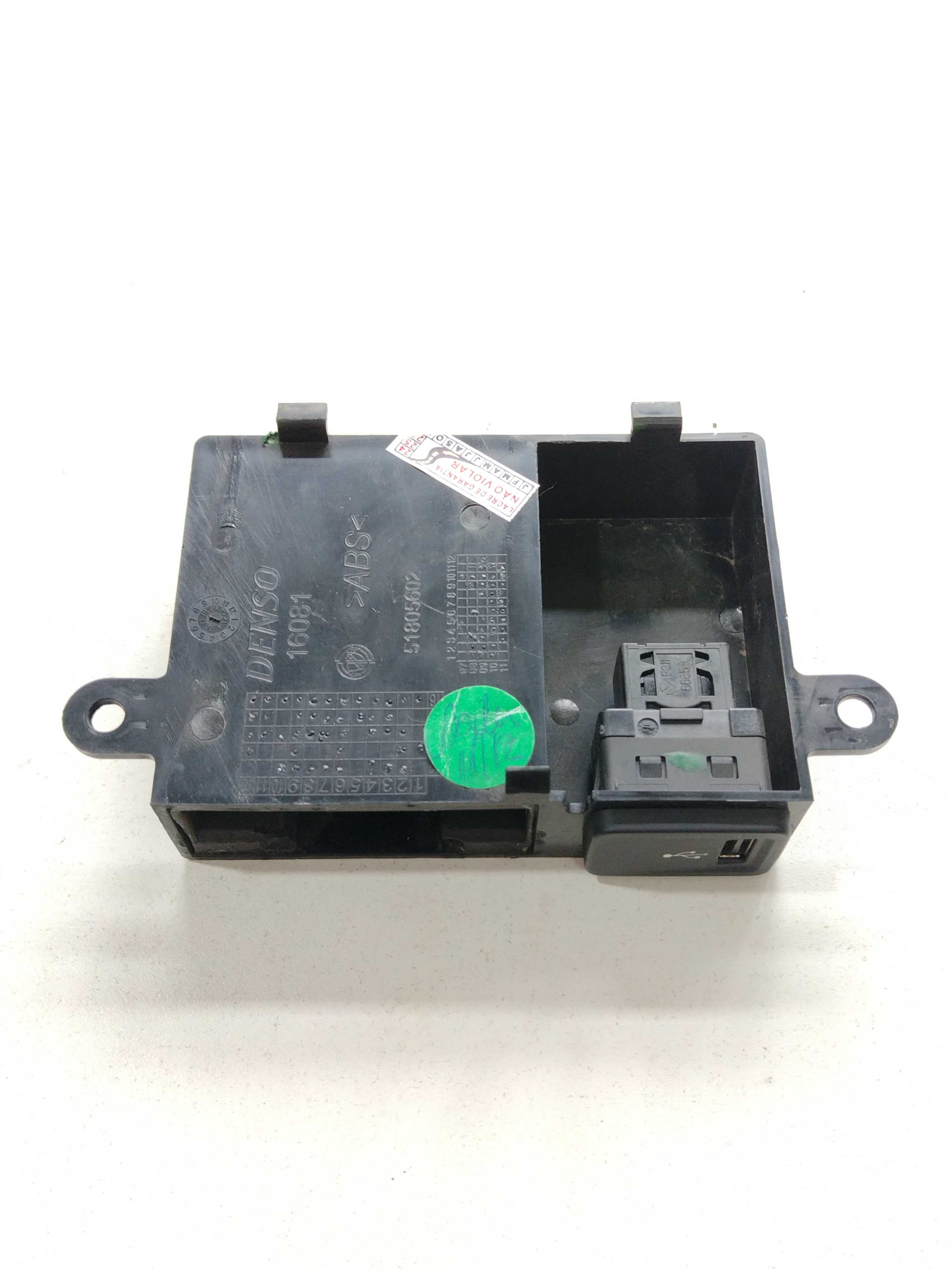 Moldura Suporte Conector Usb Fiorino 2020 1.4 Evo 51805602 2