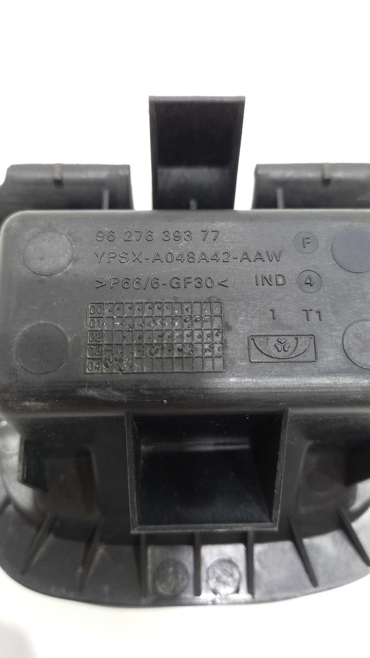 Cinzeiro Porta Treco Peugeot 206 2004 3