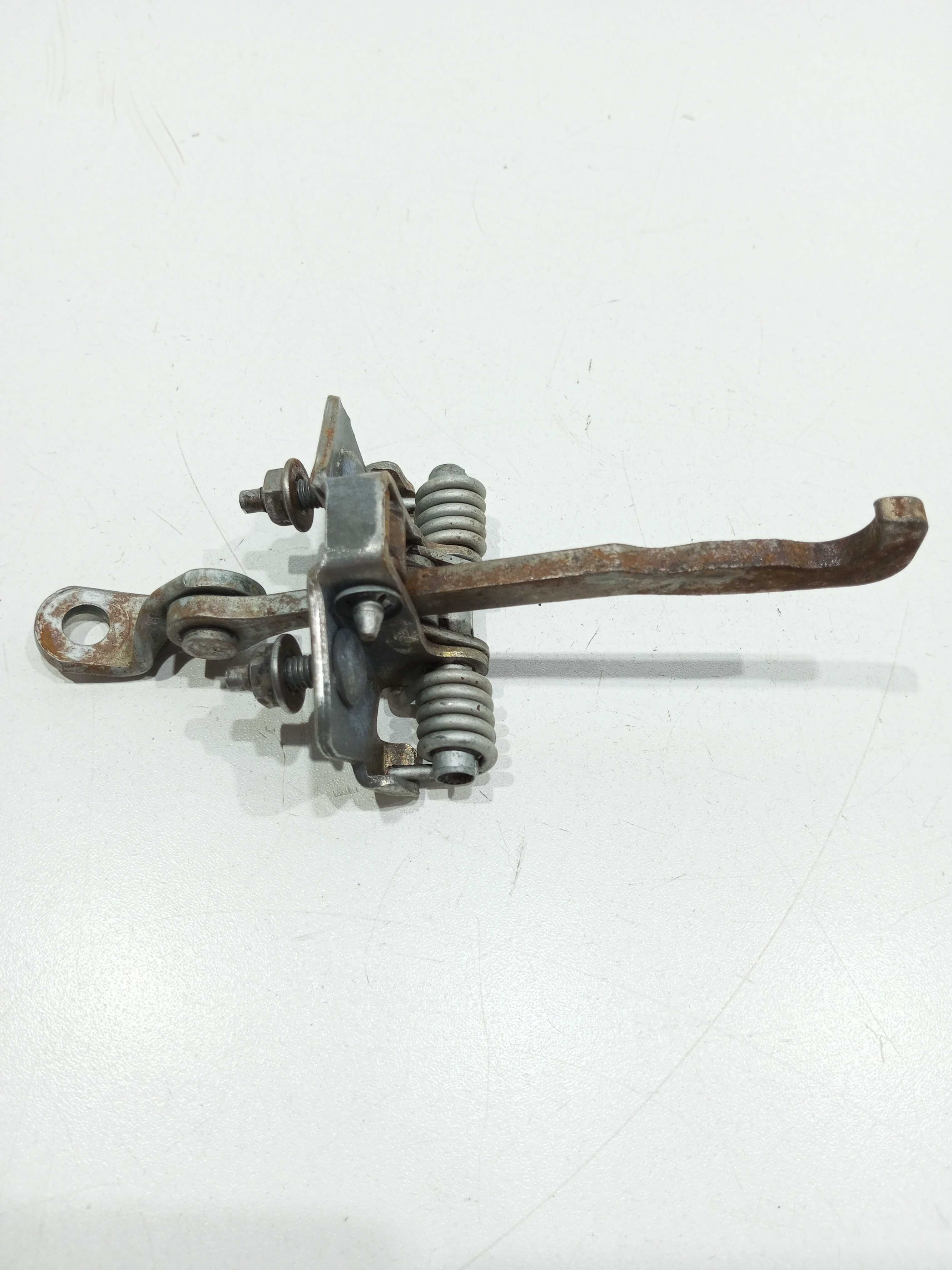 Limitador Porta Traseira Direita Peugeot 307 2.0 2004 2