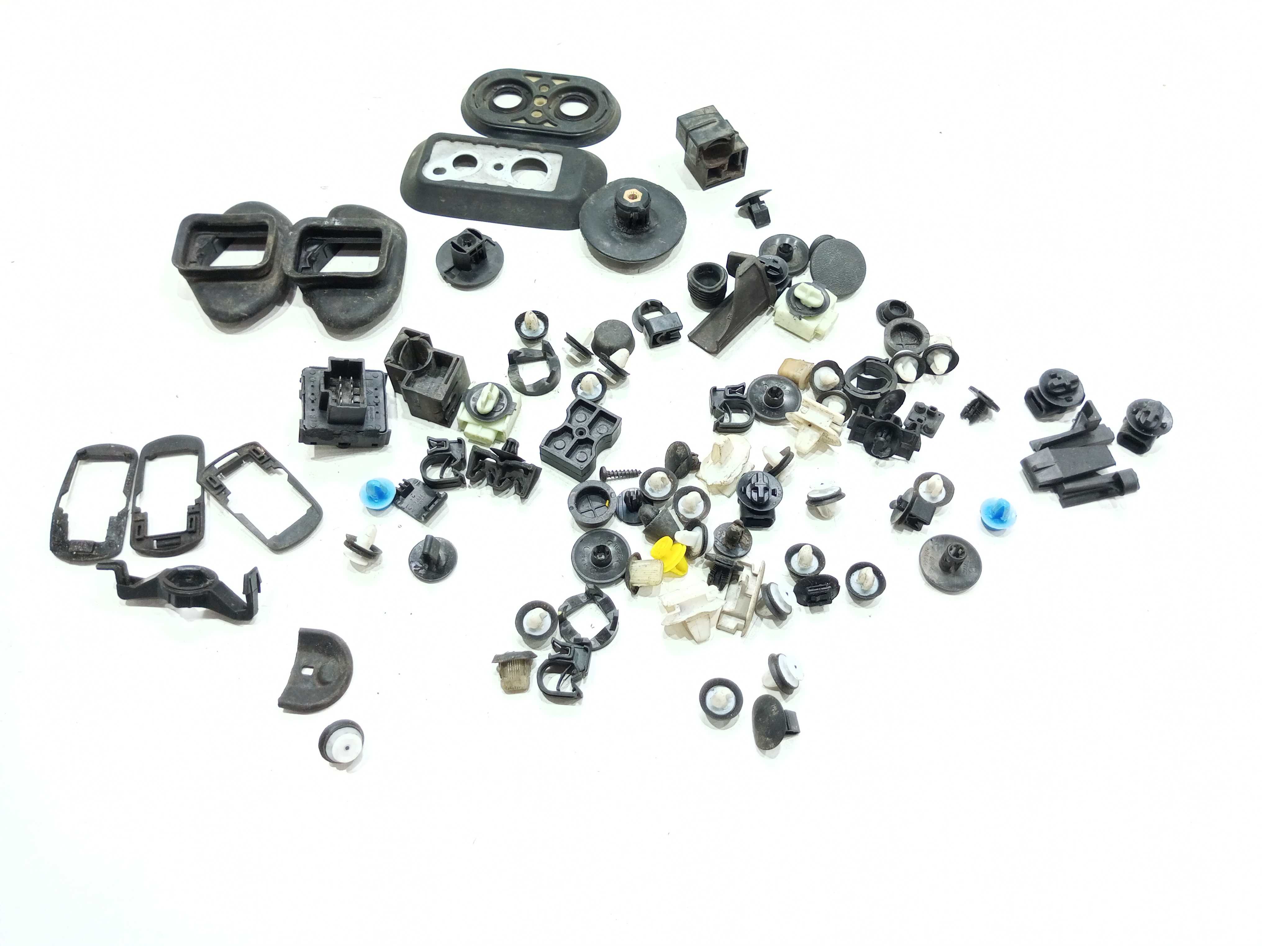 Suportes Fiadores Avusos Citroen C3 2017 1