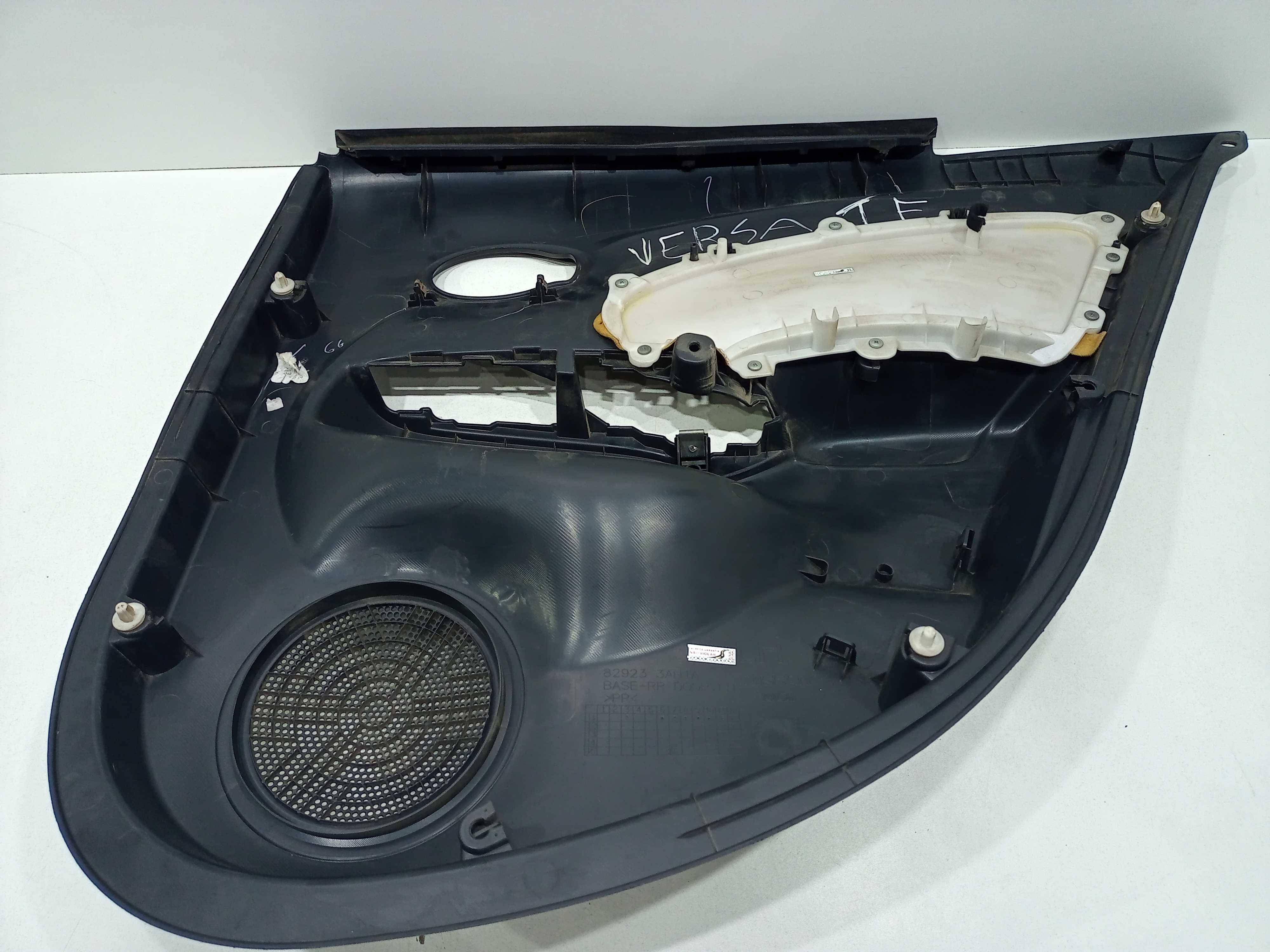 Forro Porta Traseira Esquerda Nissan Versa 2012 Preto 4