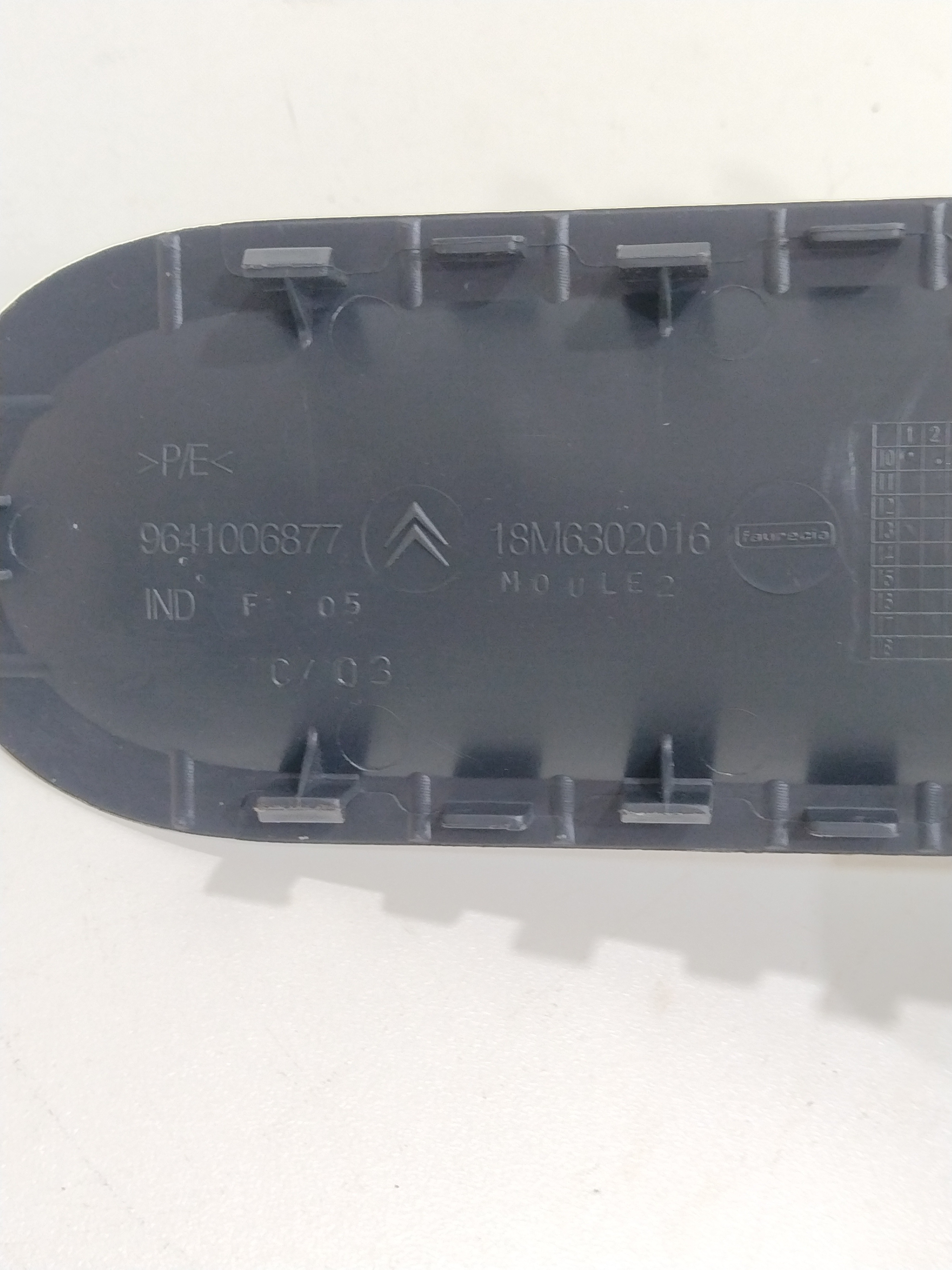 Moldura Acab Console Central Citroen C3 2011 Orig 4