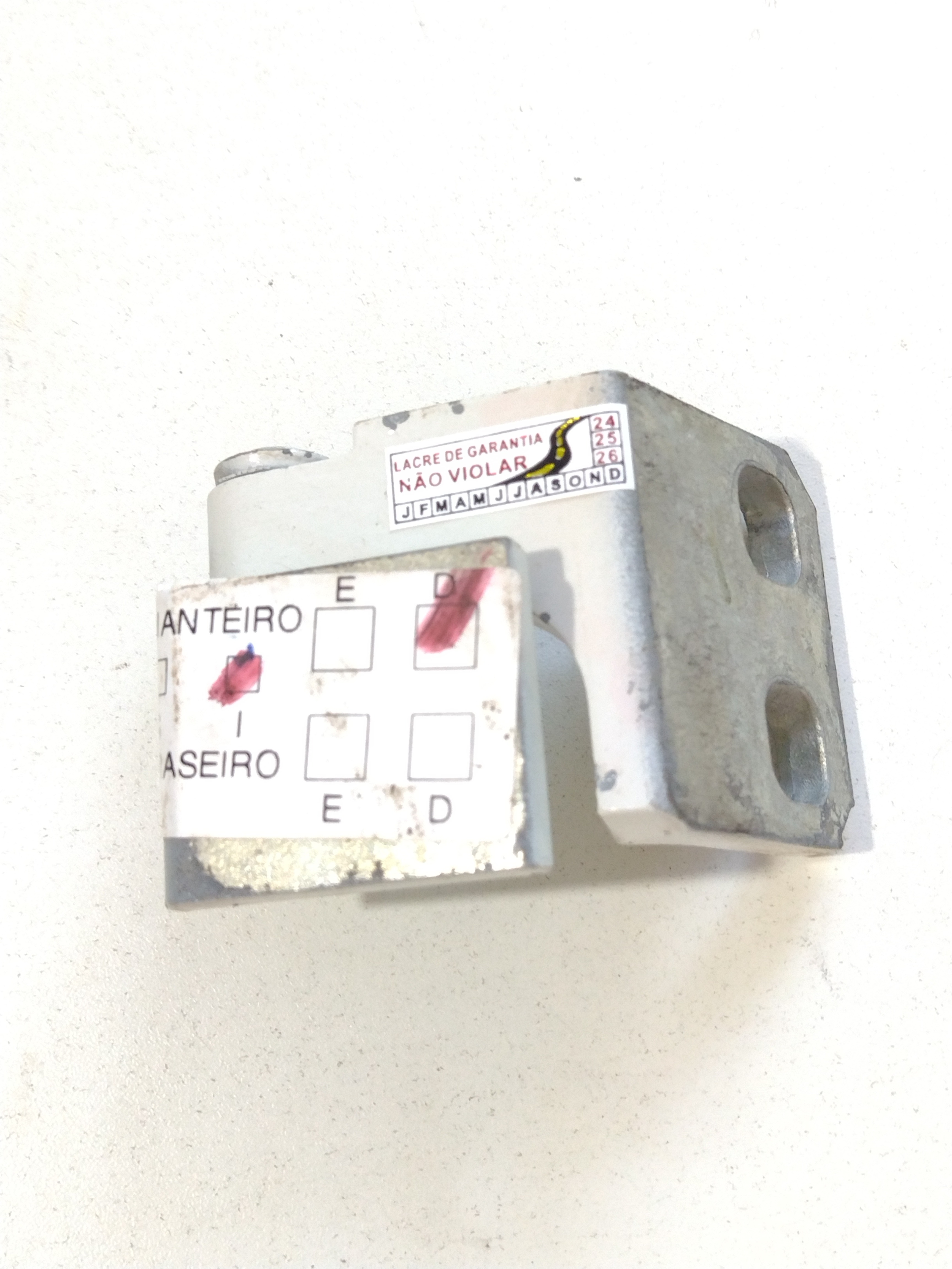 Dobradiça Porta Dianteira Direita Inferior Fiorino Evo 2020 1