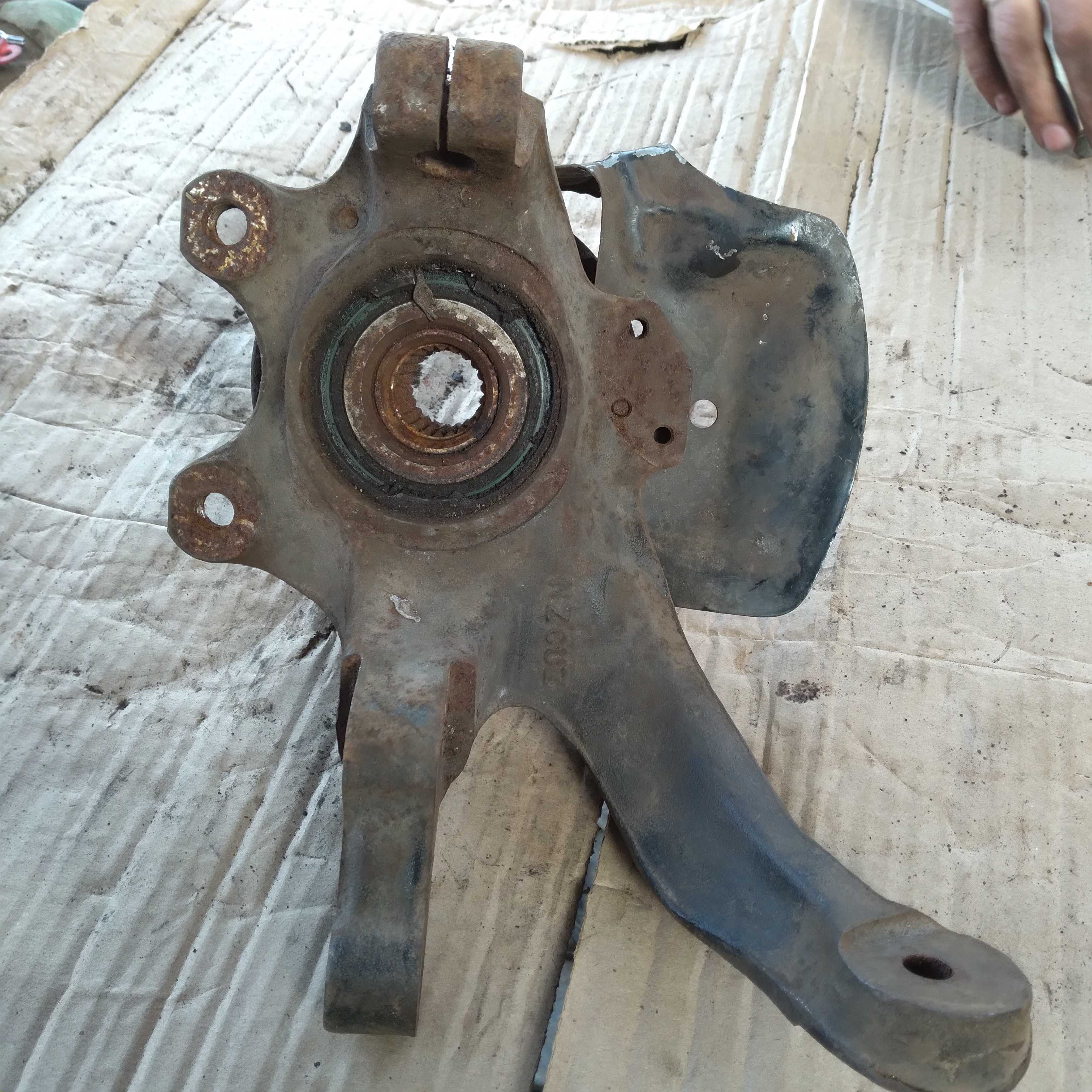 Montante.corsa lad.esquer 3