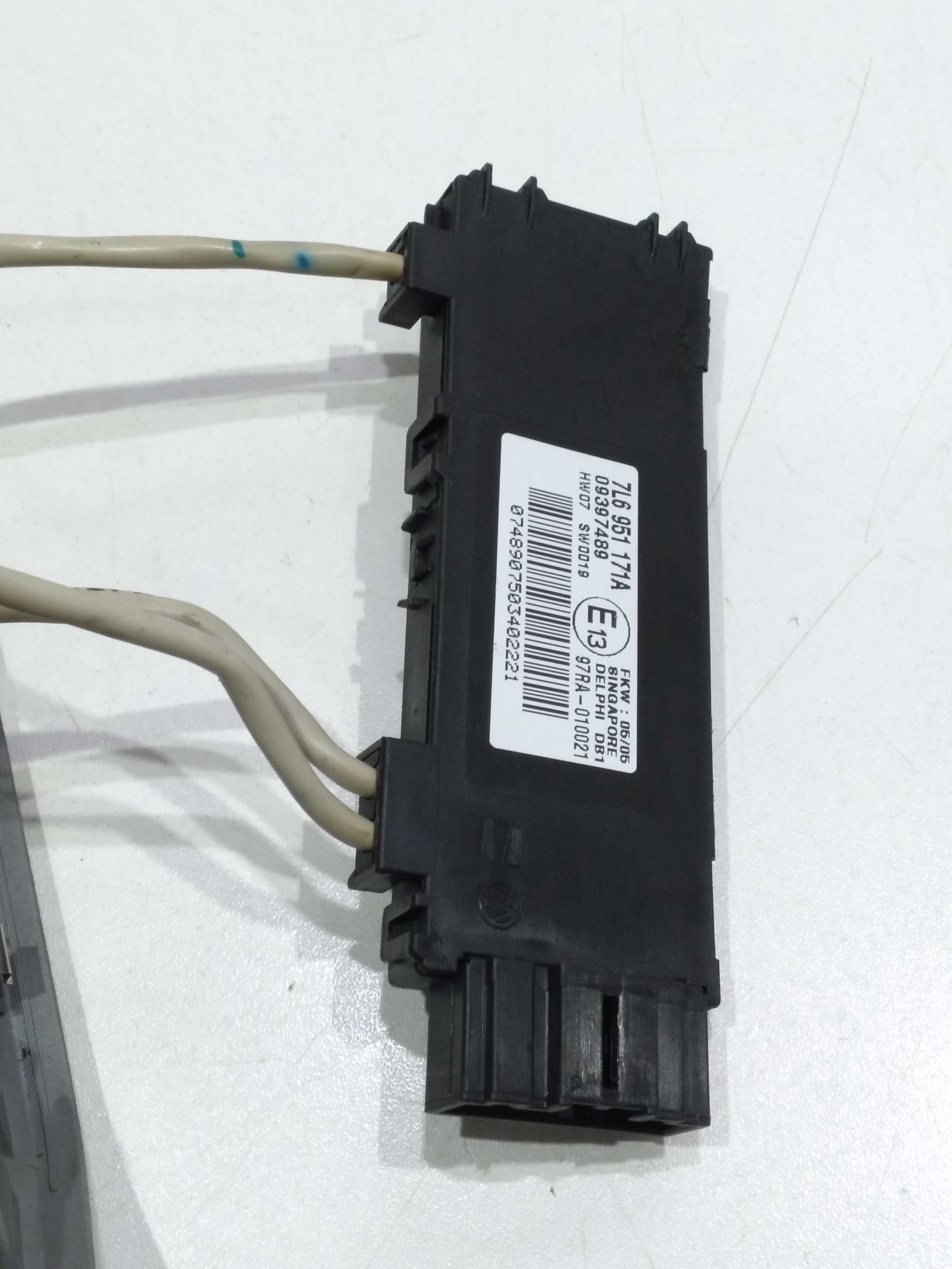 Moldura Luz Teto Porta Óculos Vw Touareg 4.2 V8 2005 7