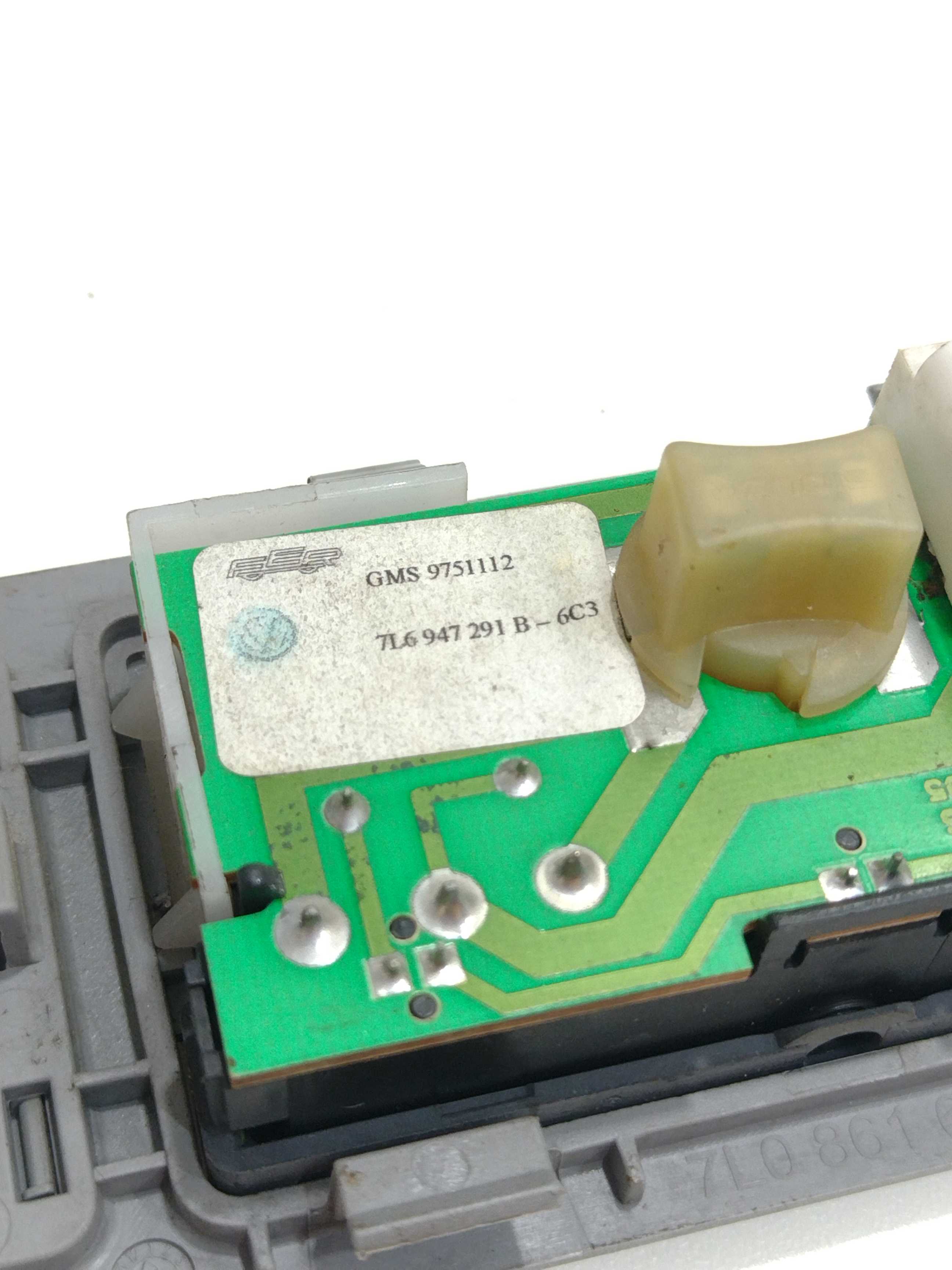 Luz Interna Teto Vw Touareg 2005 4