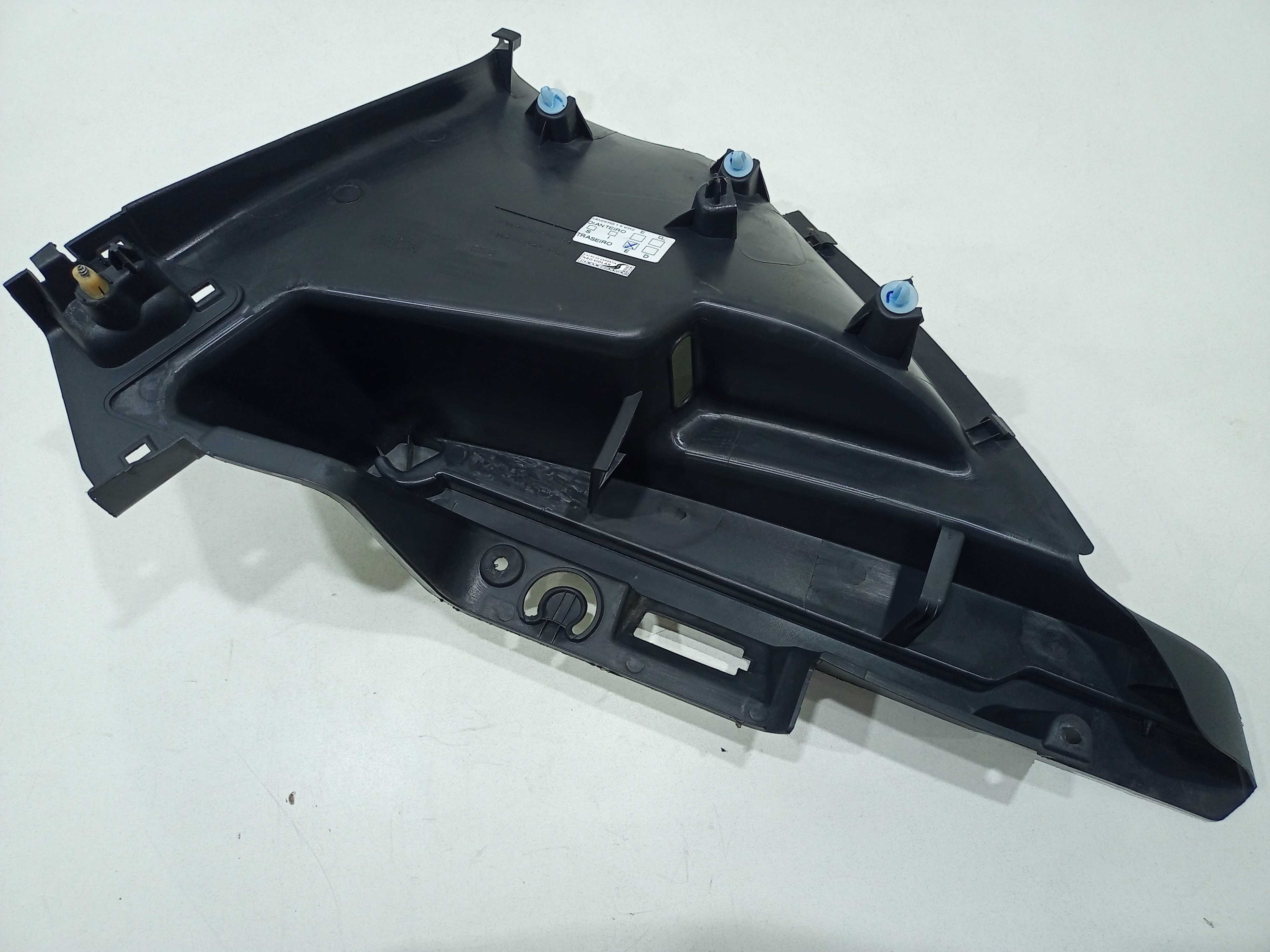 Suporte Bagageiro Lado Esquerdo Renault Sandero 2013 1.6 Preto 4