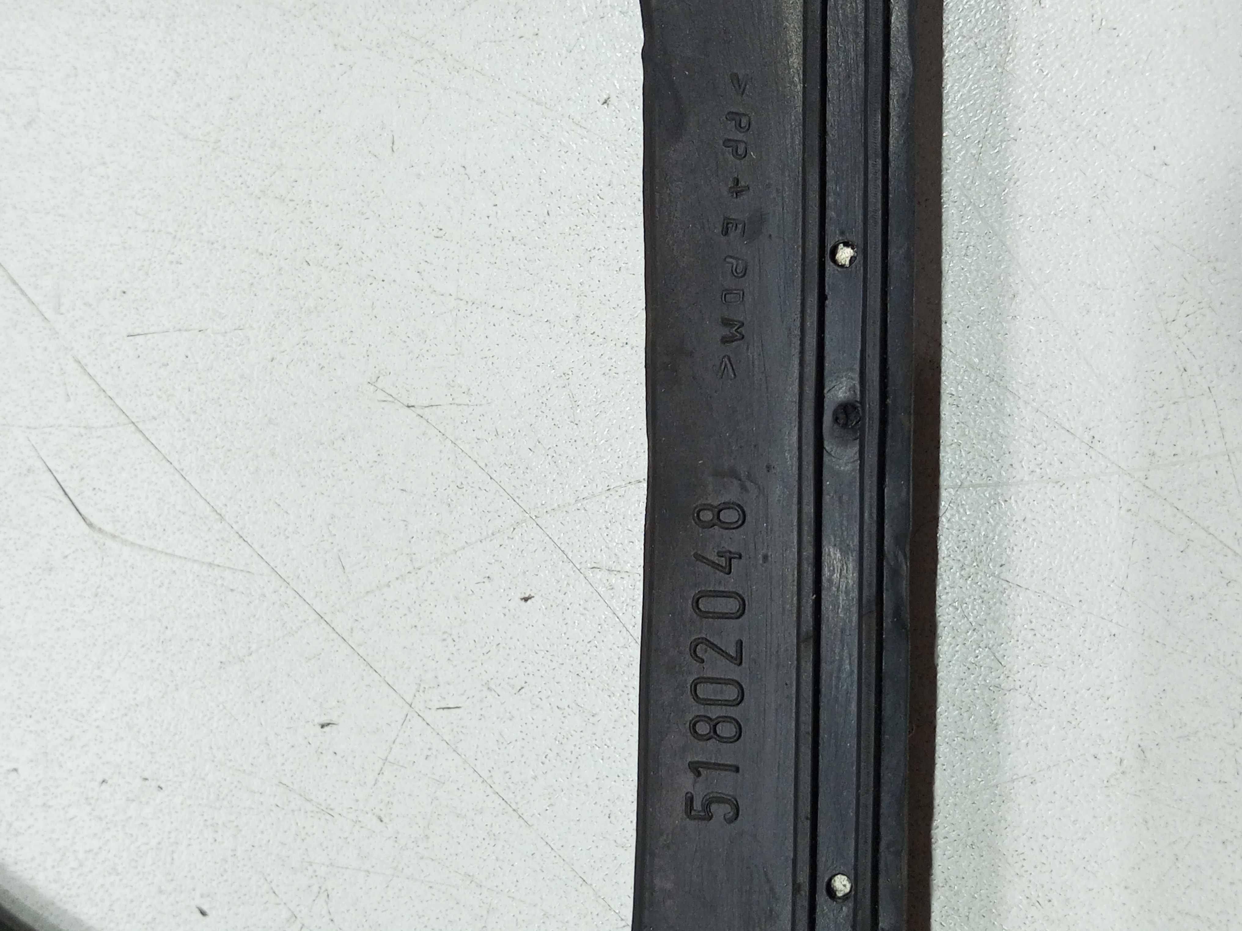 Moldura Caixa Ventilação Fiat Siena Fire 1.0 2011 2