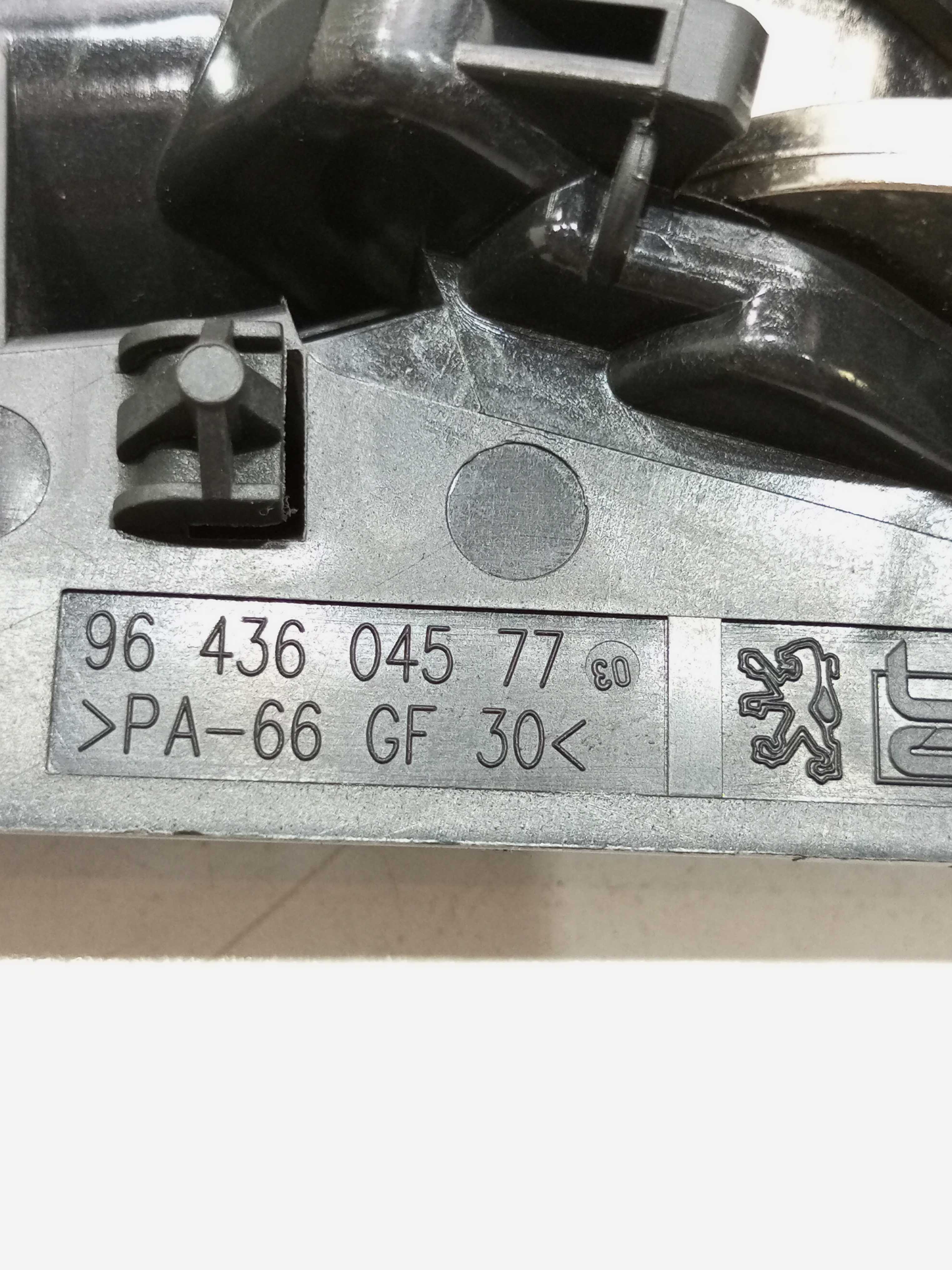Maçaneta Interna Porta Traseira Esquerda Peugeot 307 2004 4