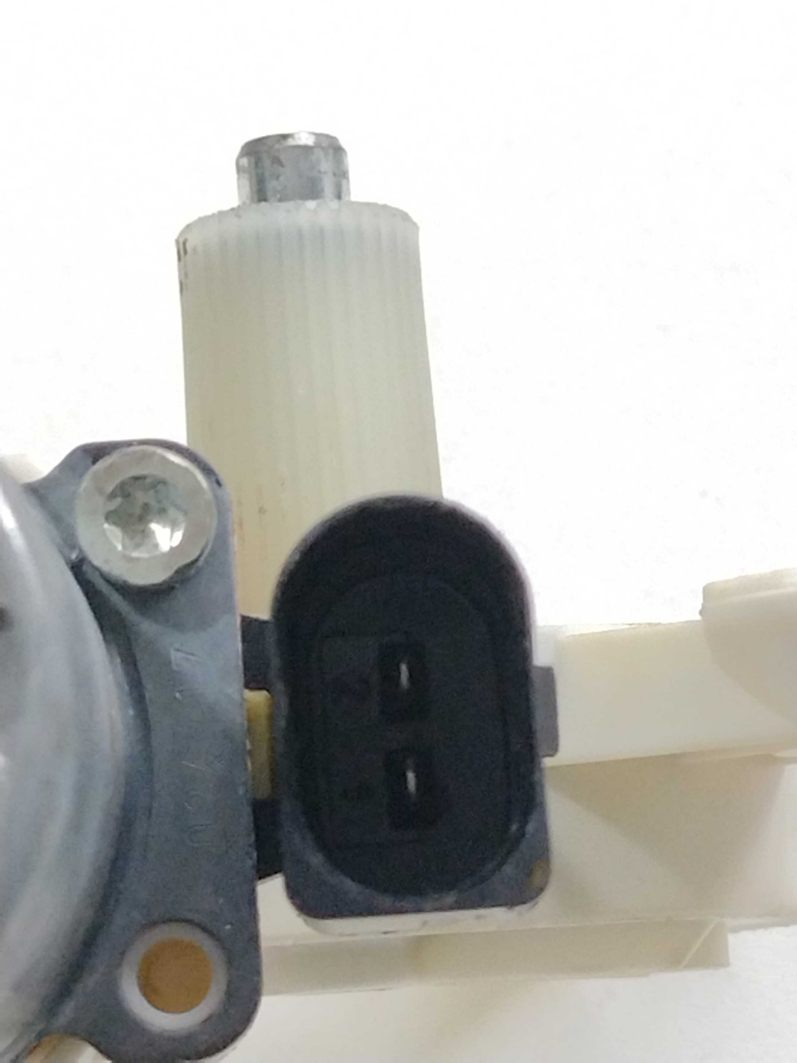 Motor Máquina Vidro Porta Diant Direita 5u0959801b Orig 3
