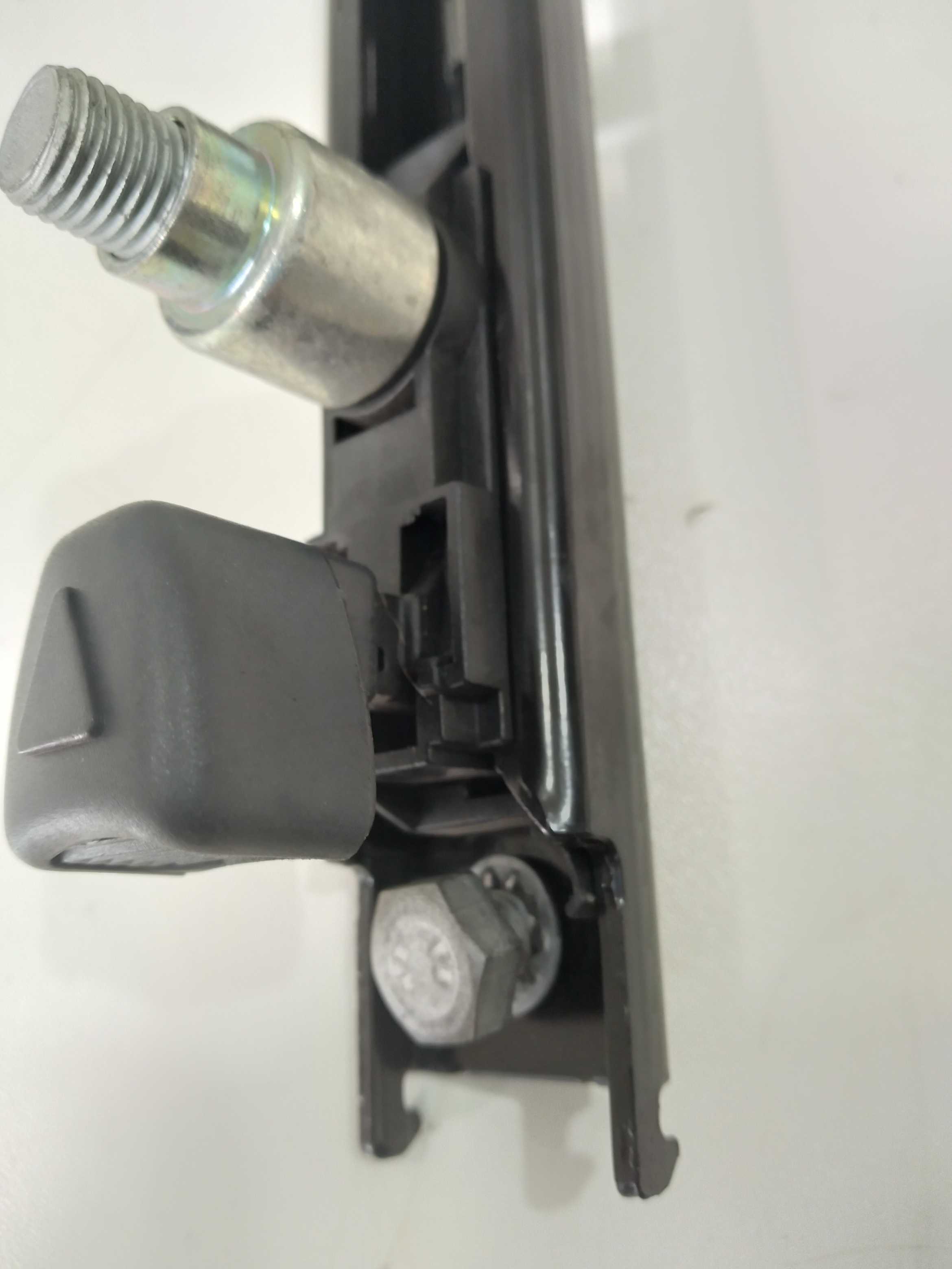 Trilho Regulador Do Cinto Direito Grand Siena Attrac. 2013 3