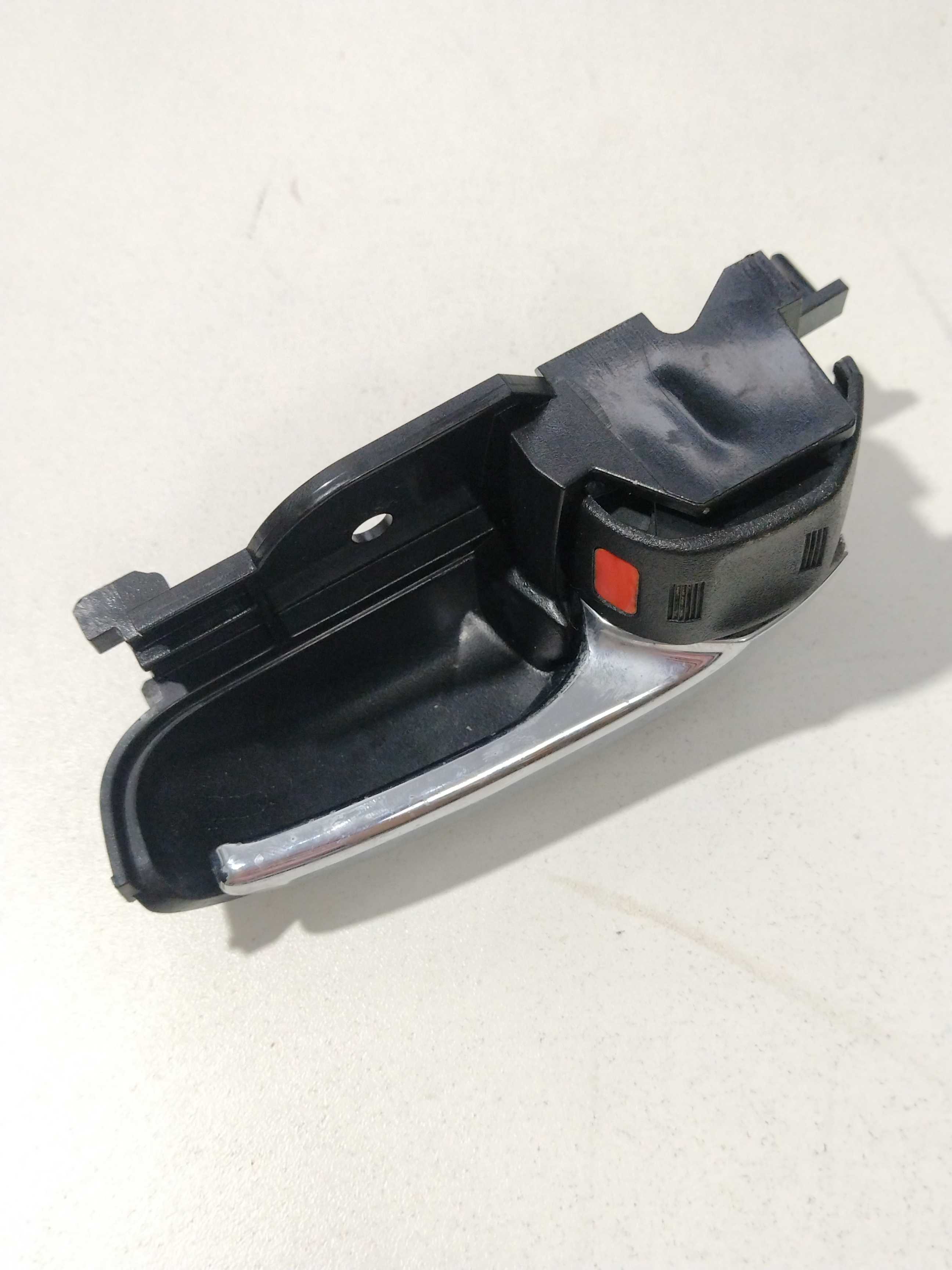 Maçaneta Interna Porta Traseira Direita Etios 2015 Orig 2