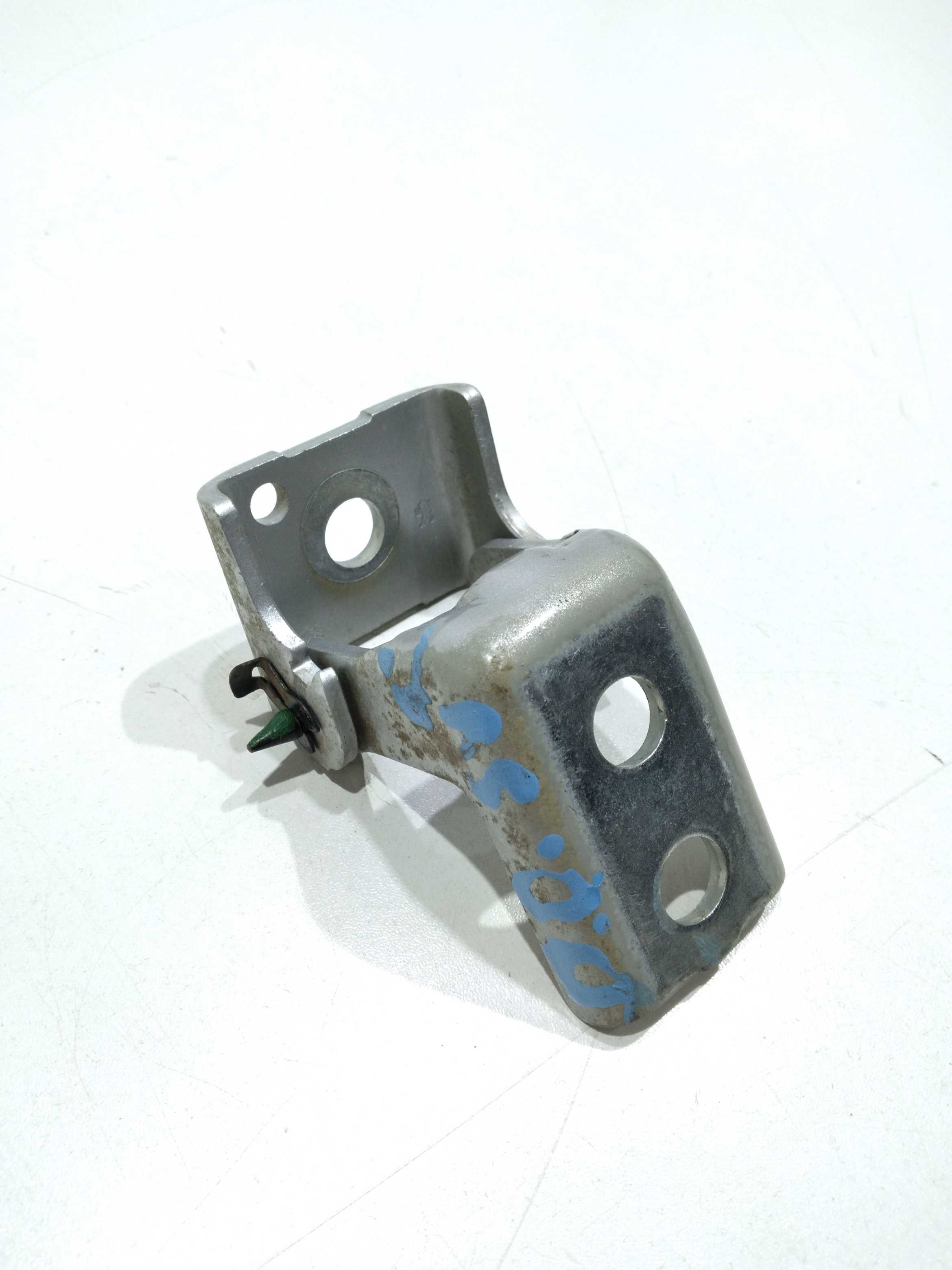 Dobradiça Superior Porta Dianteira Dir.  Peugeot 2008 2018 4