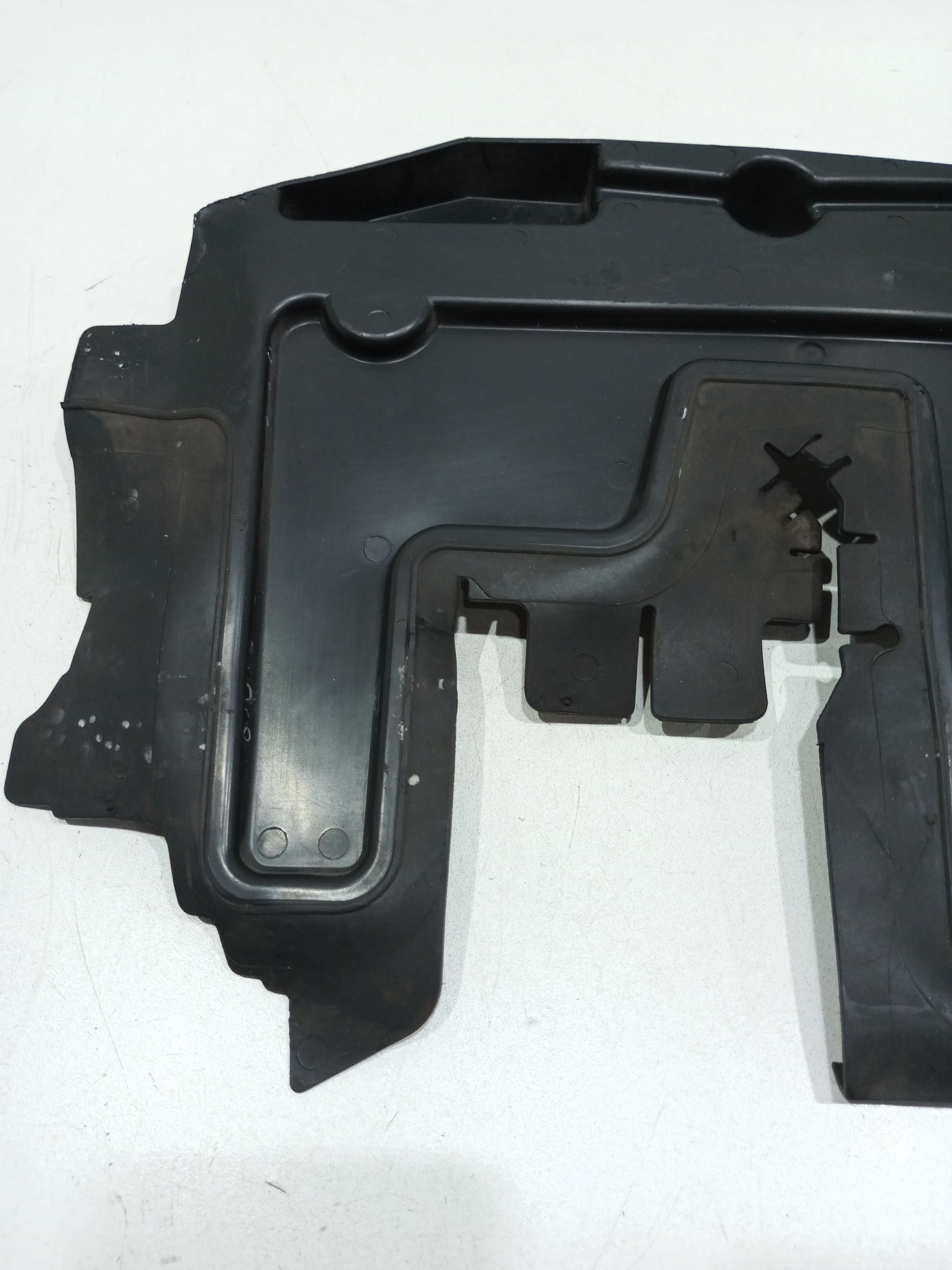 Defletor Do Radiador Lado Direito Citroen 1.6 2014 2