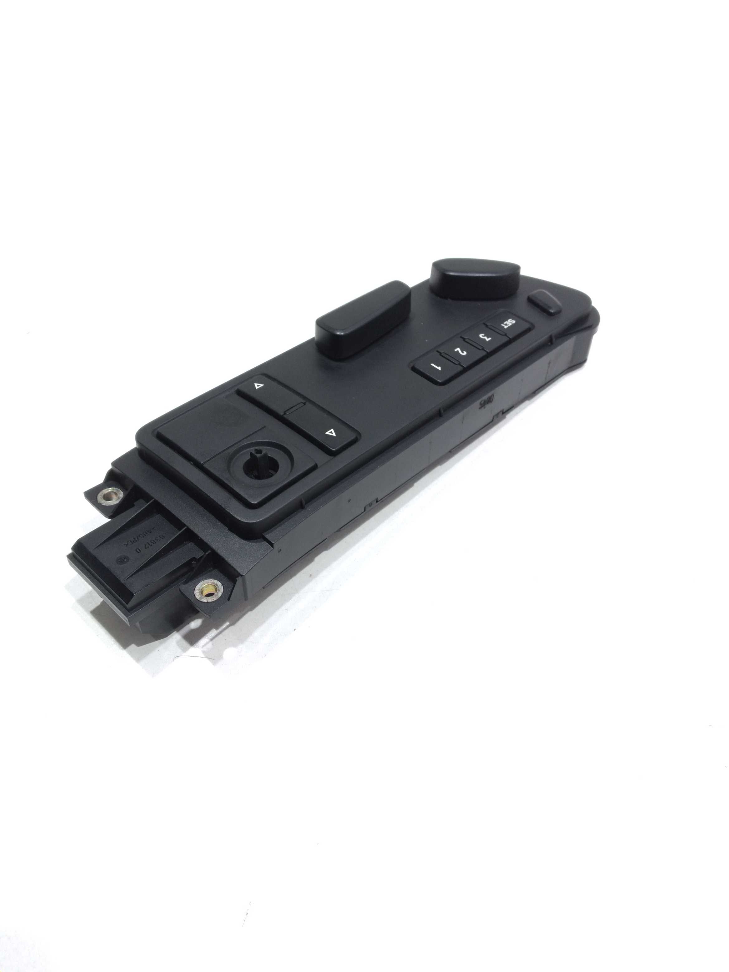 Comando Ajuste Banco Diant. Direito Vw Touareg 4.2 V8 2005 2