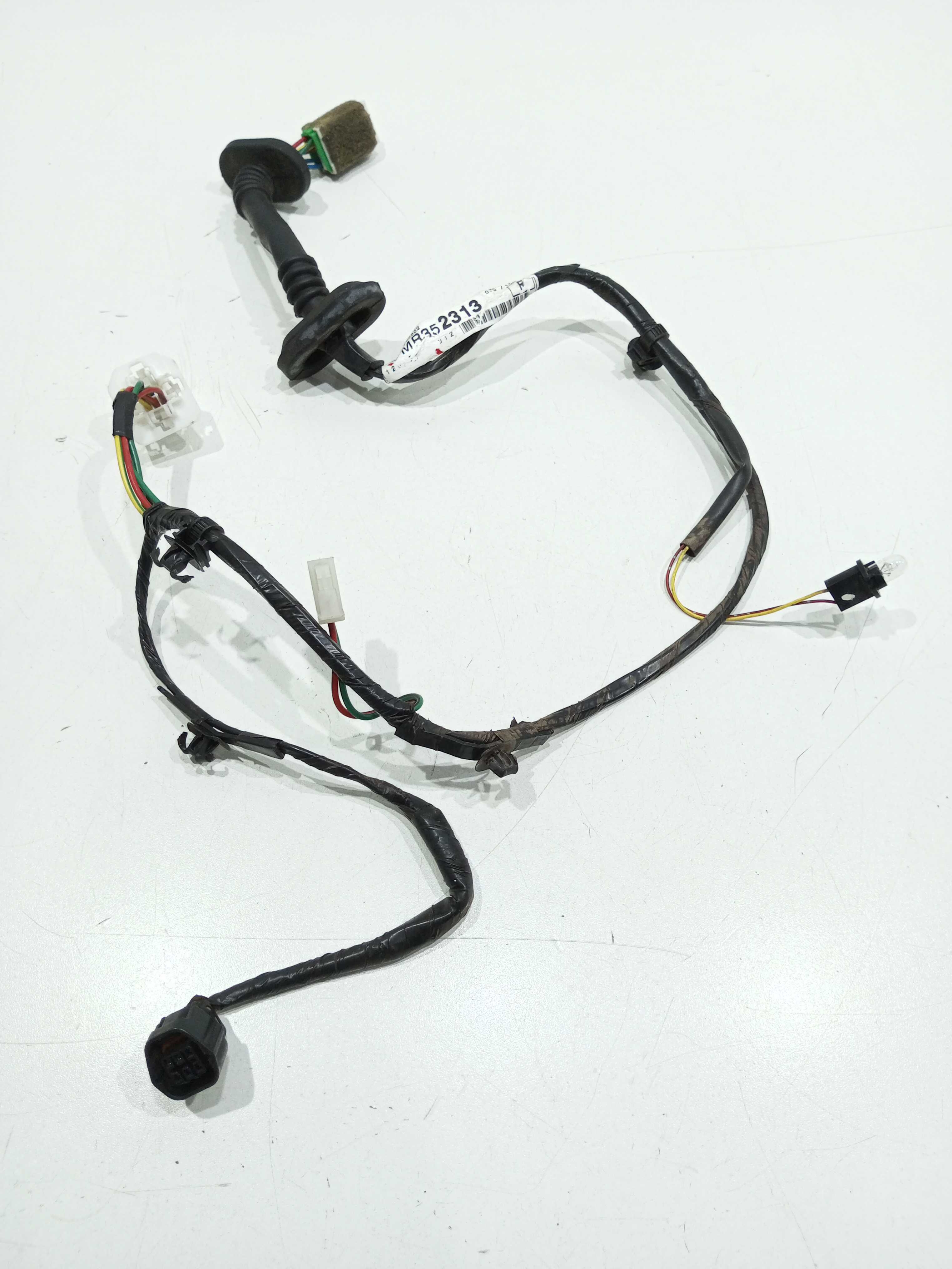 Chicote Porta Traseira Direita Pajero Tr4 4×4 2007 1