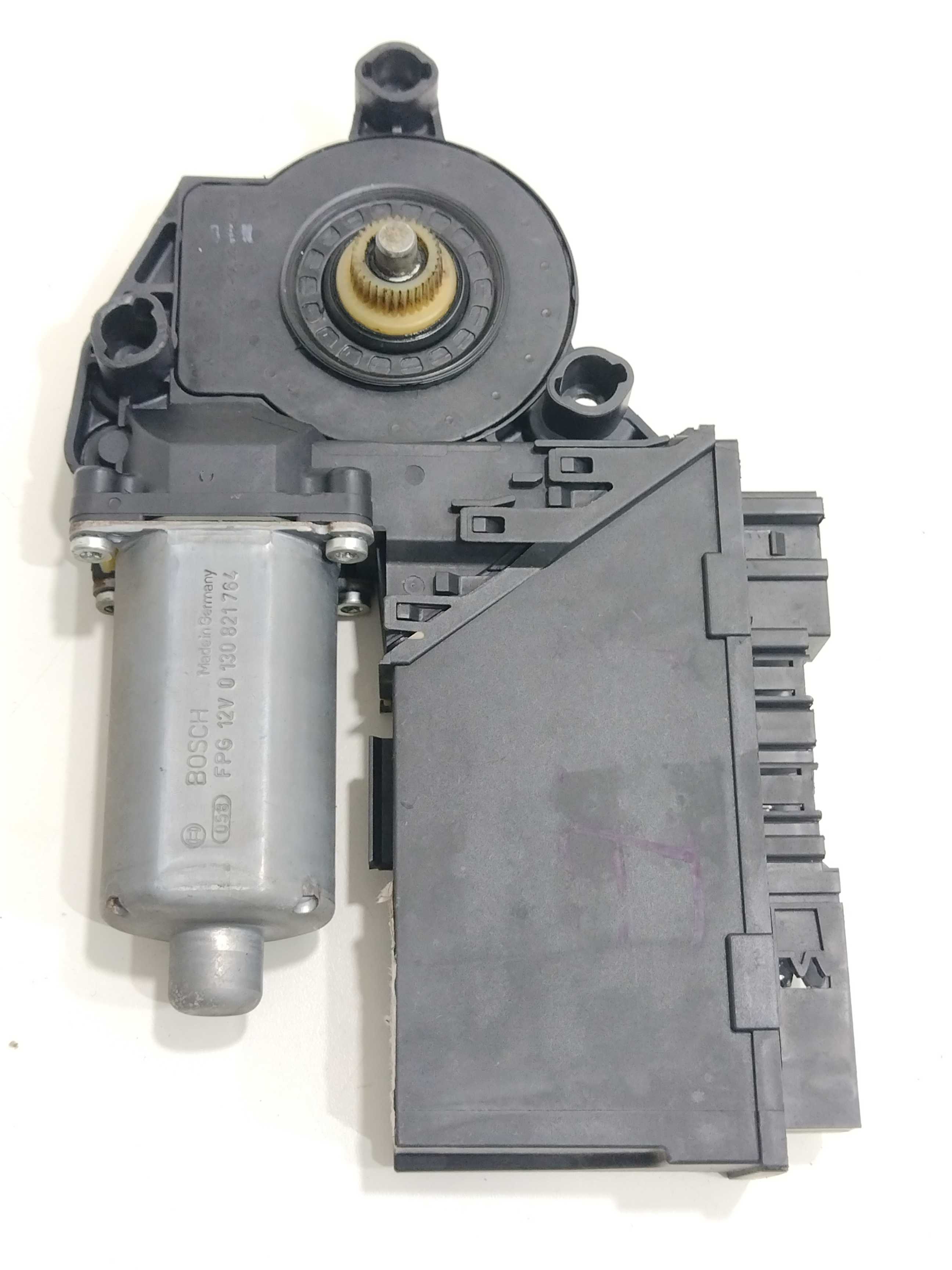 Motor Máquina De Vidro Dianteira Esquerda Touareg 2005 2
