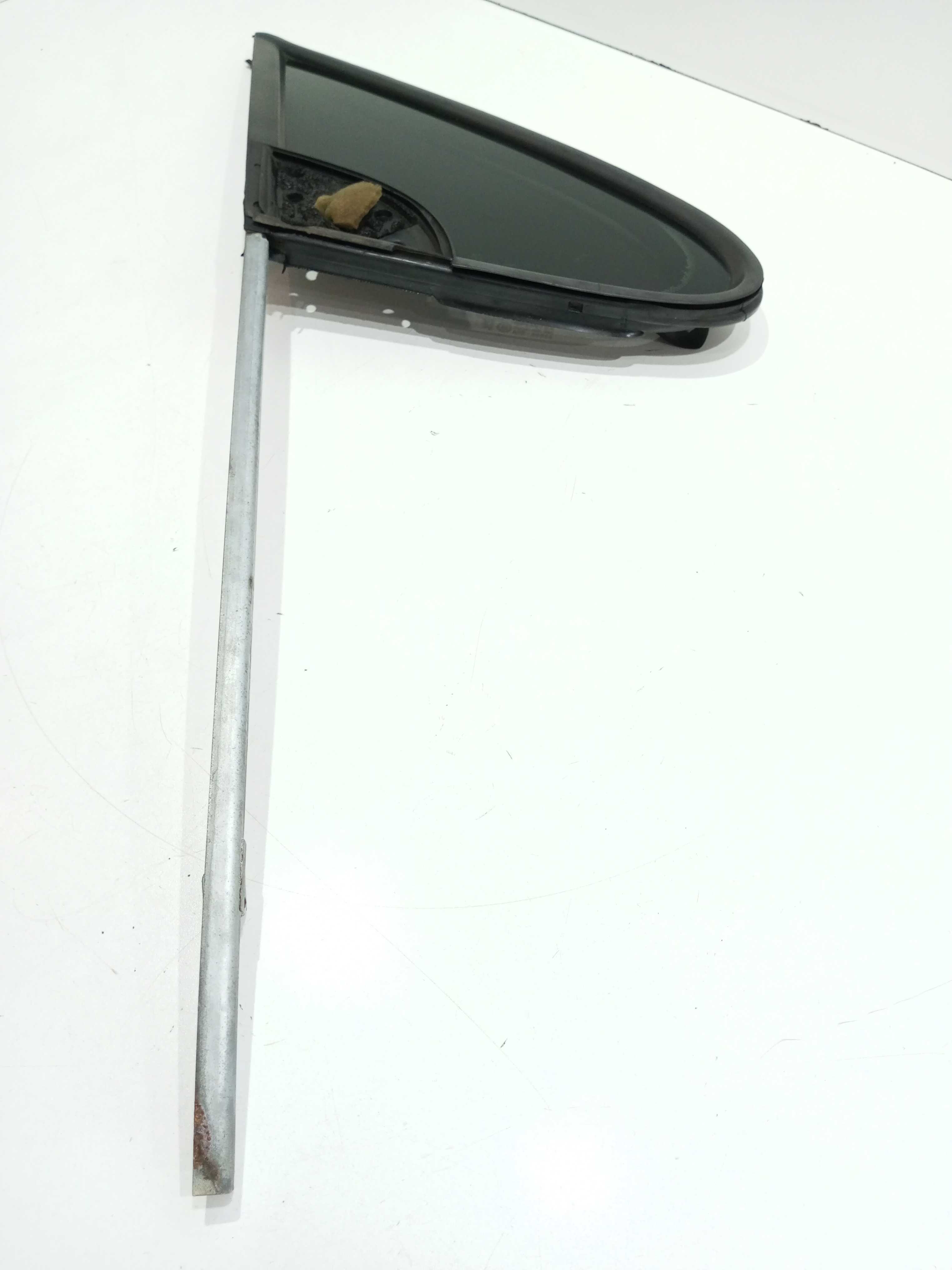 Vidro Fixo Porta Dianteira Direita Peugeot 307 2.0 2004 1