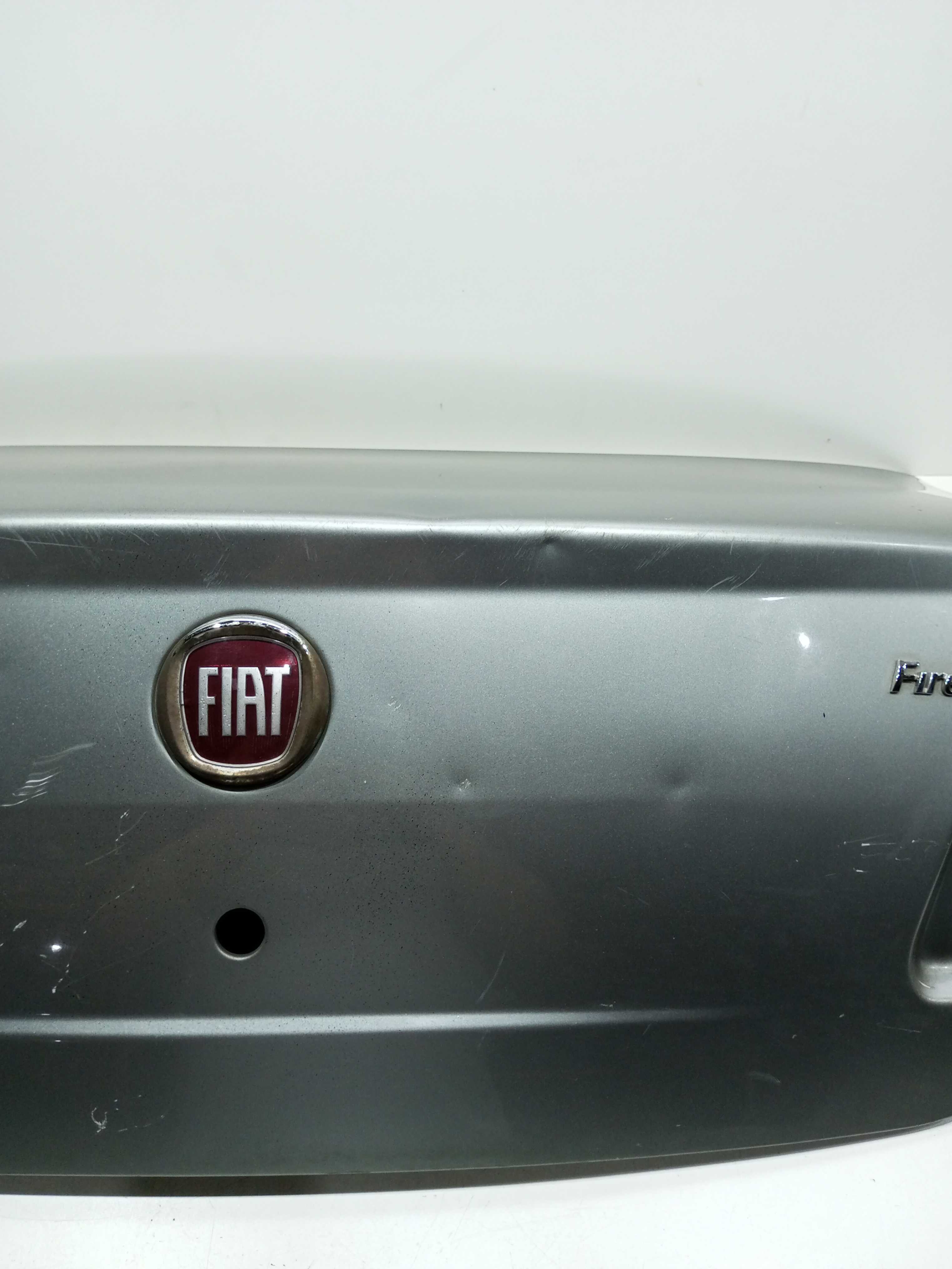 Tampa Traseira Fiat Siena 1.0 Fire 2011 3