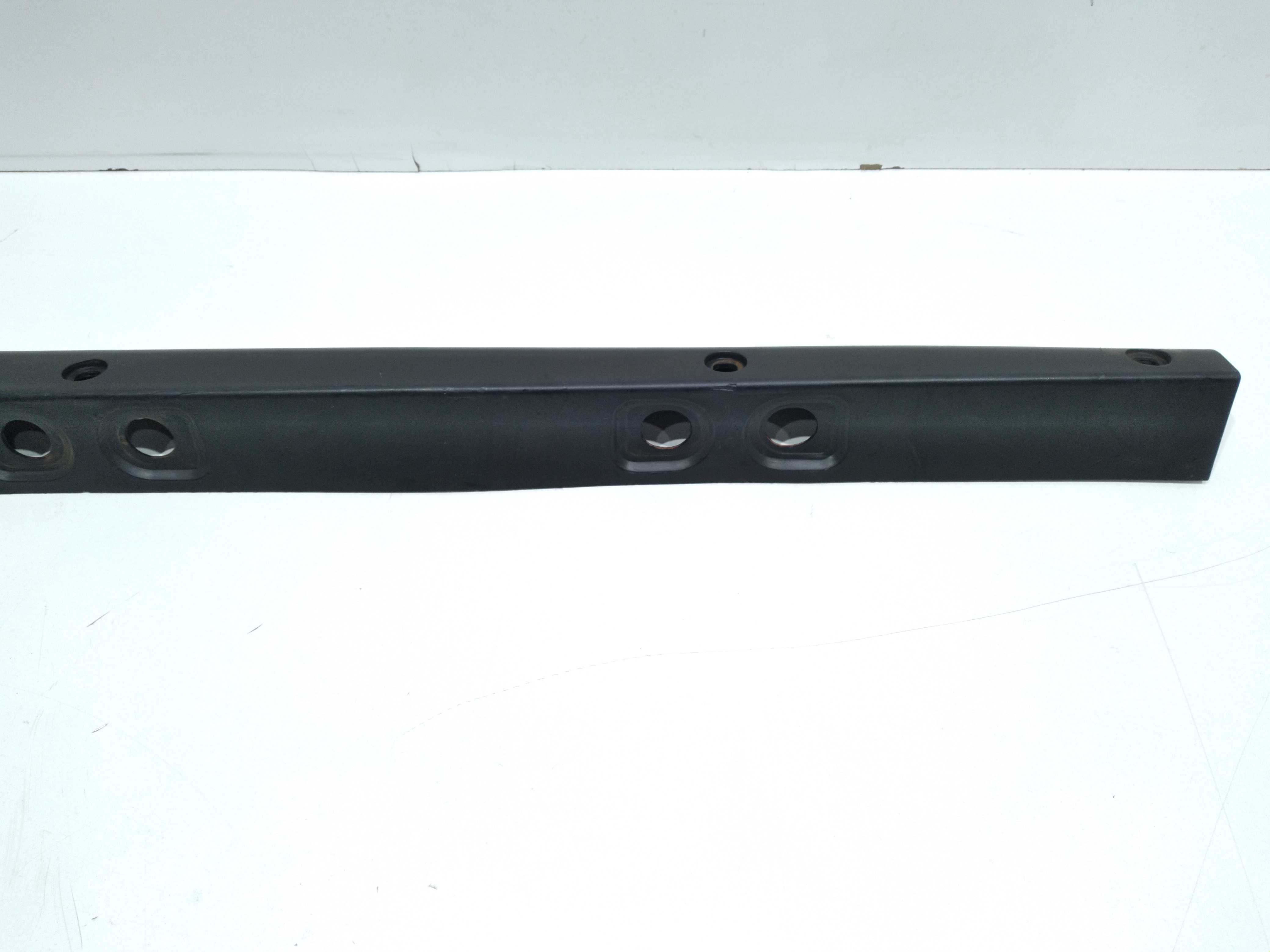 Moldura Da Caçamba Lado Direito Fiat Strada Work 1.4 2018 2