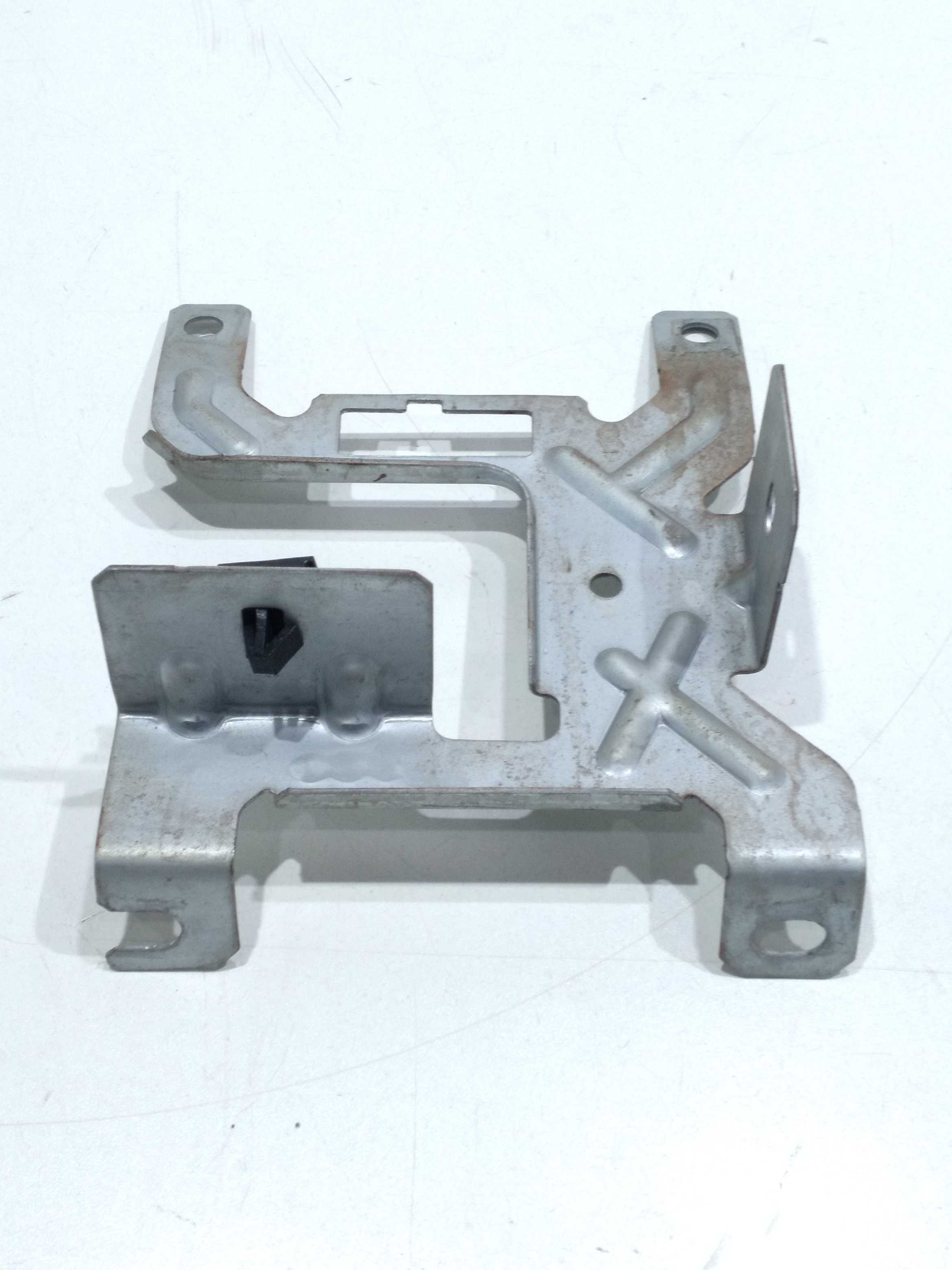 Suporte Módulo De Injeção Fiat Strada 1.4 Evo 8v 2018 1