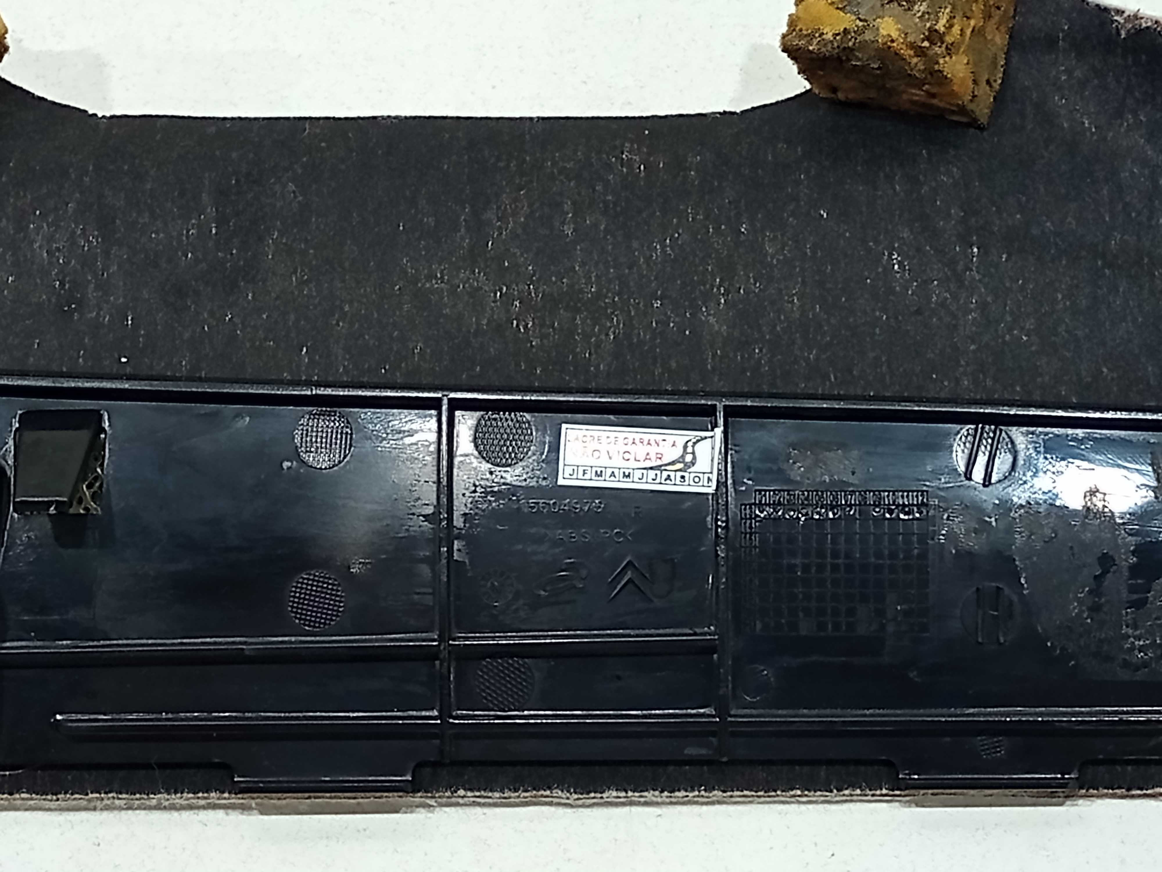 Moldura Teto Panorâmico Lado Direito Citroen C3 2015 3