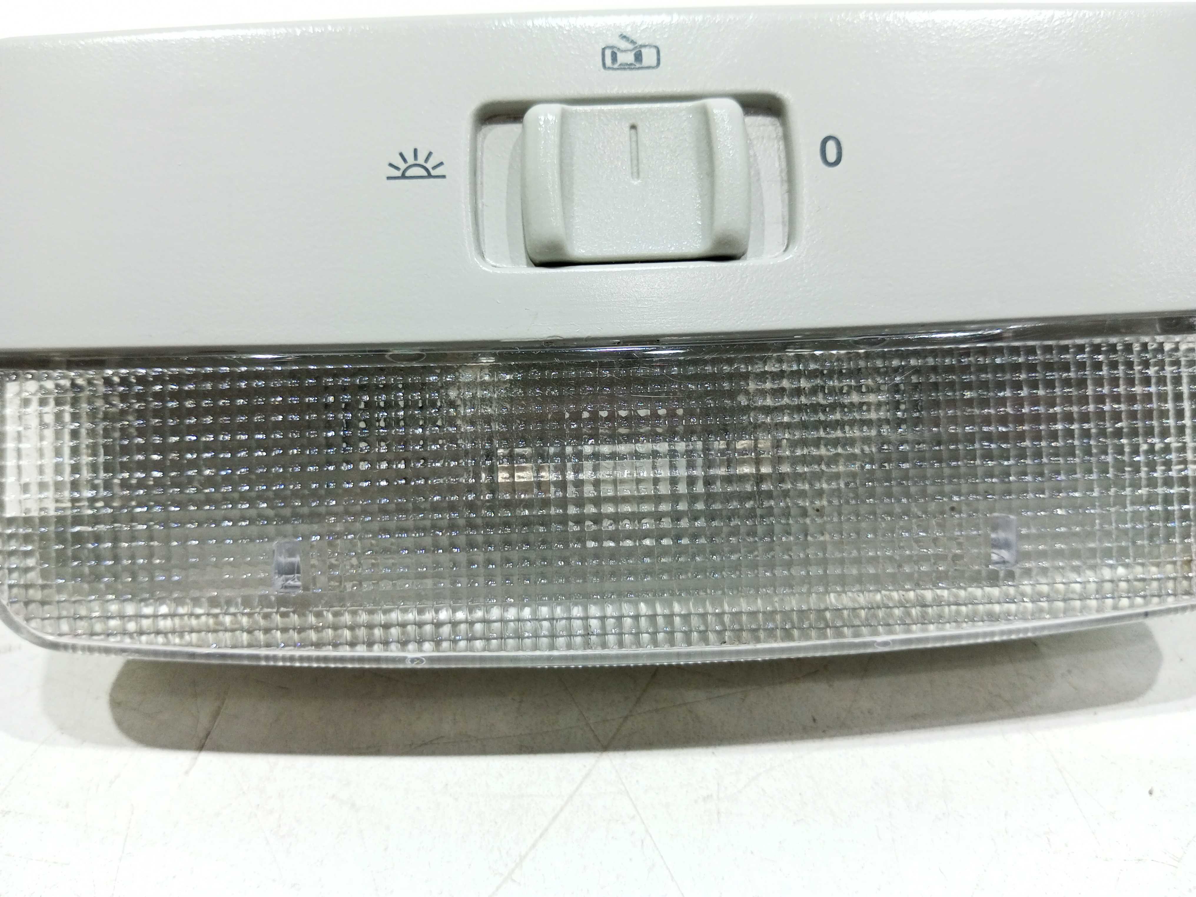 Luz Interna Dianteira Teto Volkswagen Voyage G8 1.6 2019 2