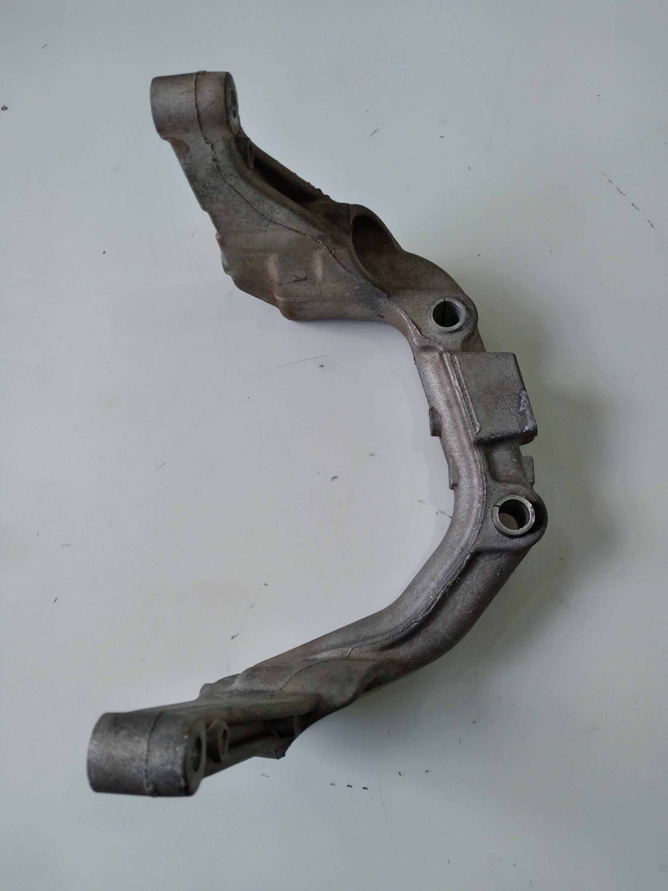 Suporte Inferior Do Motor  Fiat Grand Siena Attrac. 1.4 2013 1