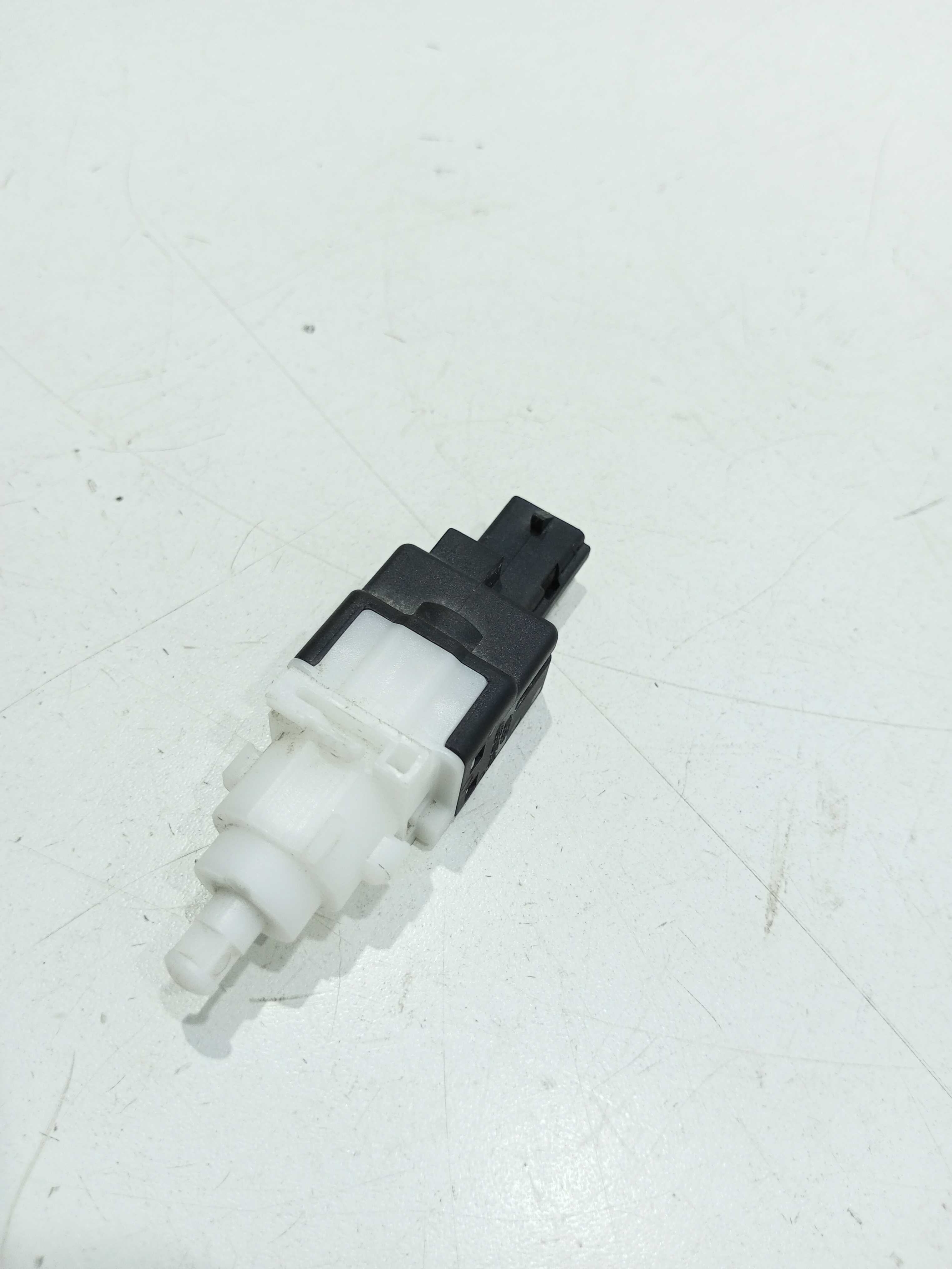 Interruptor Break Light Pedal Fiat Fiorino 1.4 2021 3