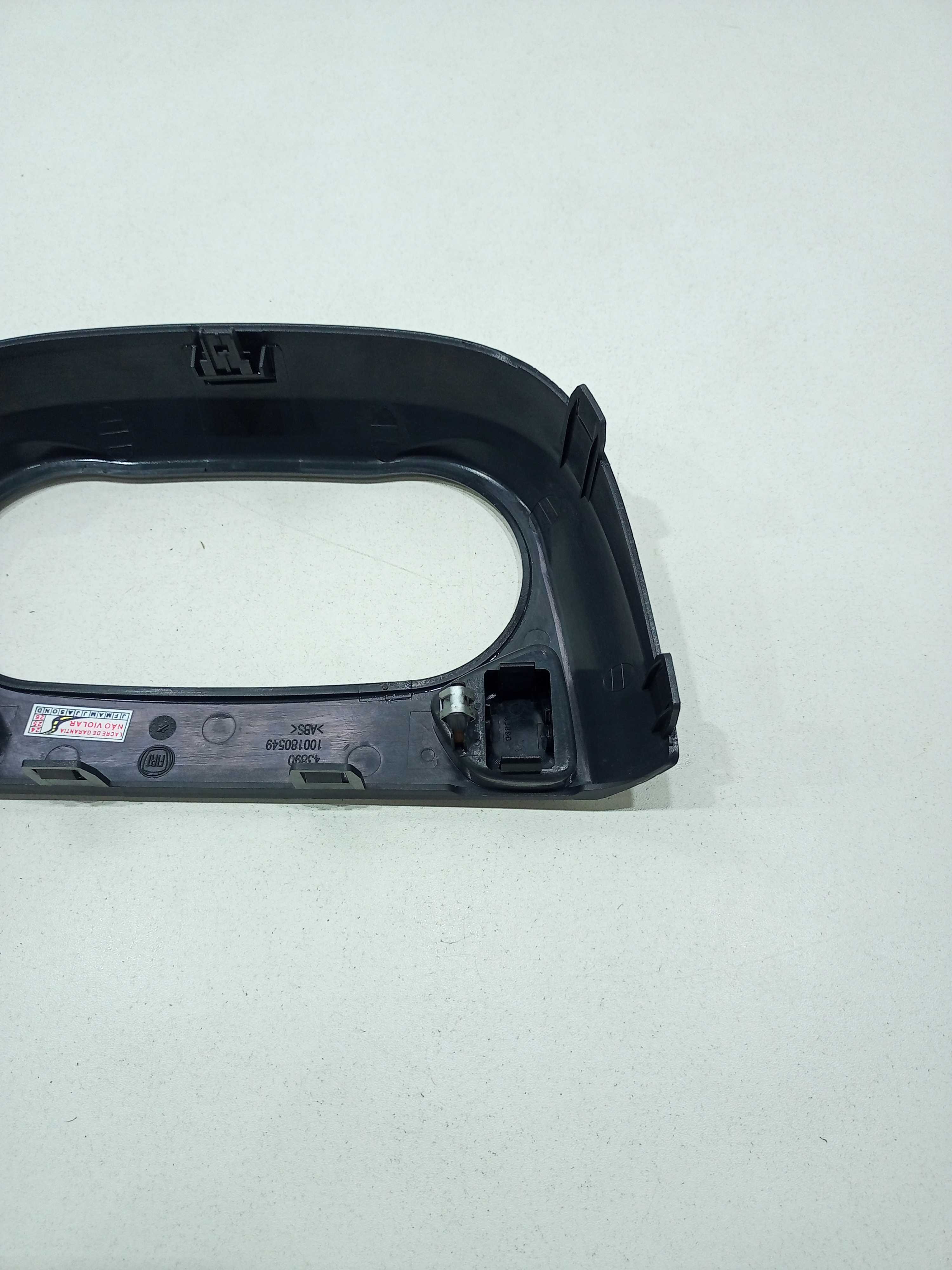 Moldura Central De Comando Fiat Fiorino 2021 5