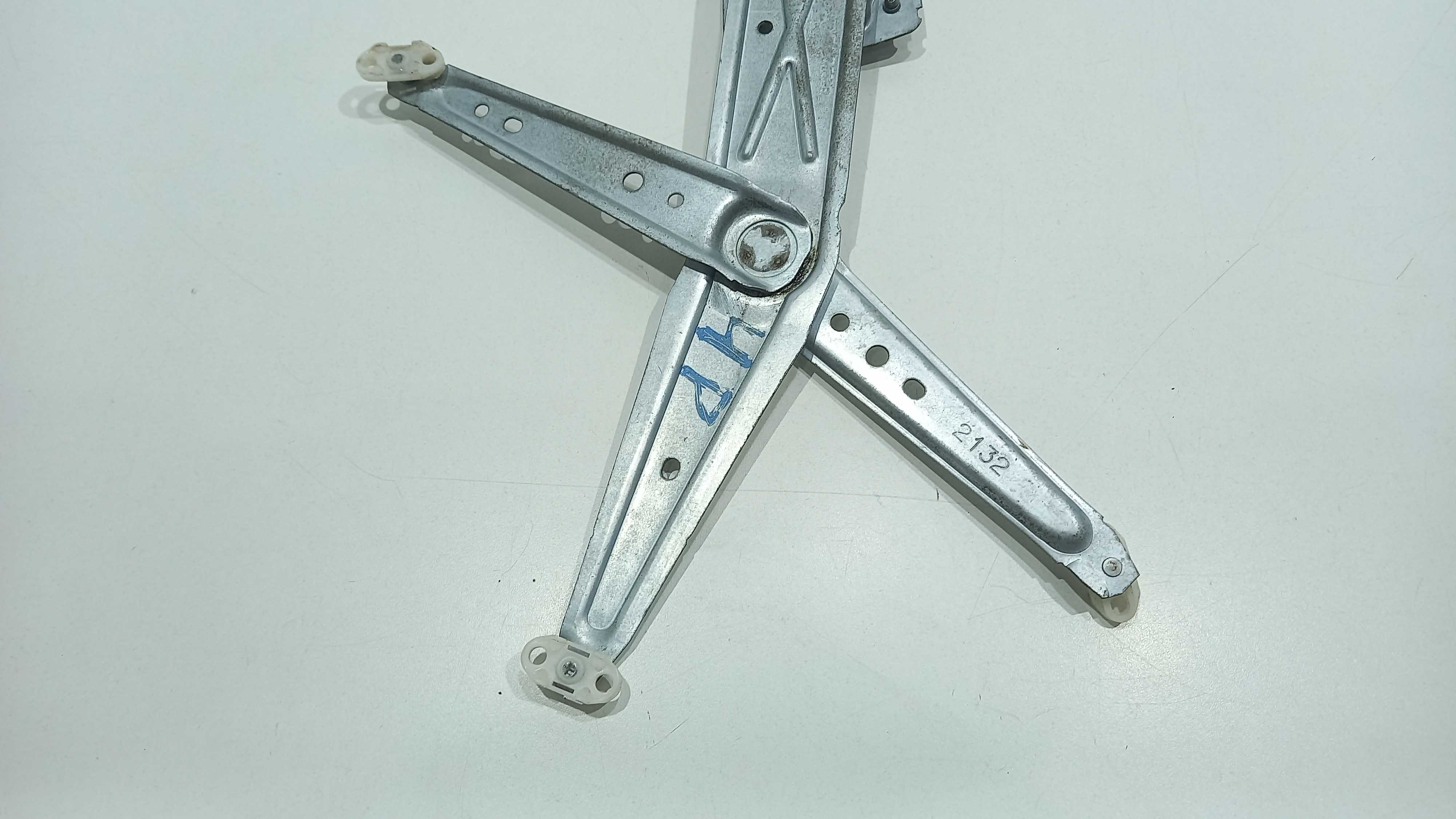 Maquina De Vidro Manual Dianteira Direita Corsa 4p 1998 2