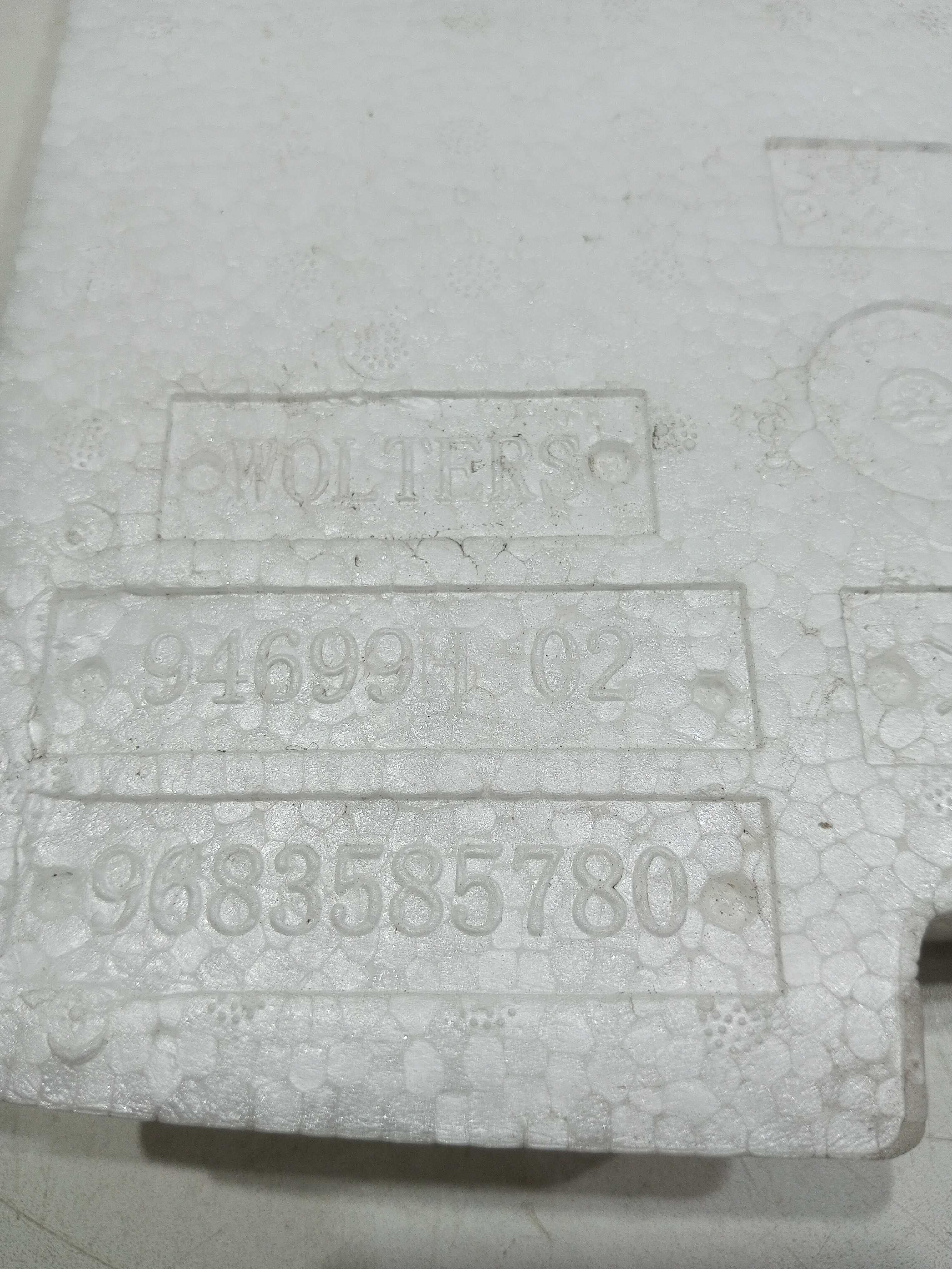 Isopor Assoalho Dianteiro Lado Direito Citroen C3 1.6 2014 4