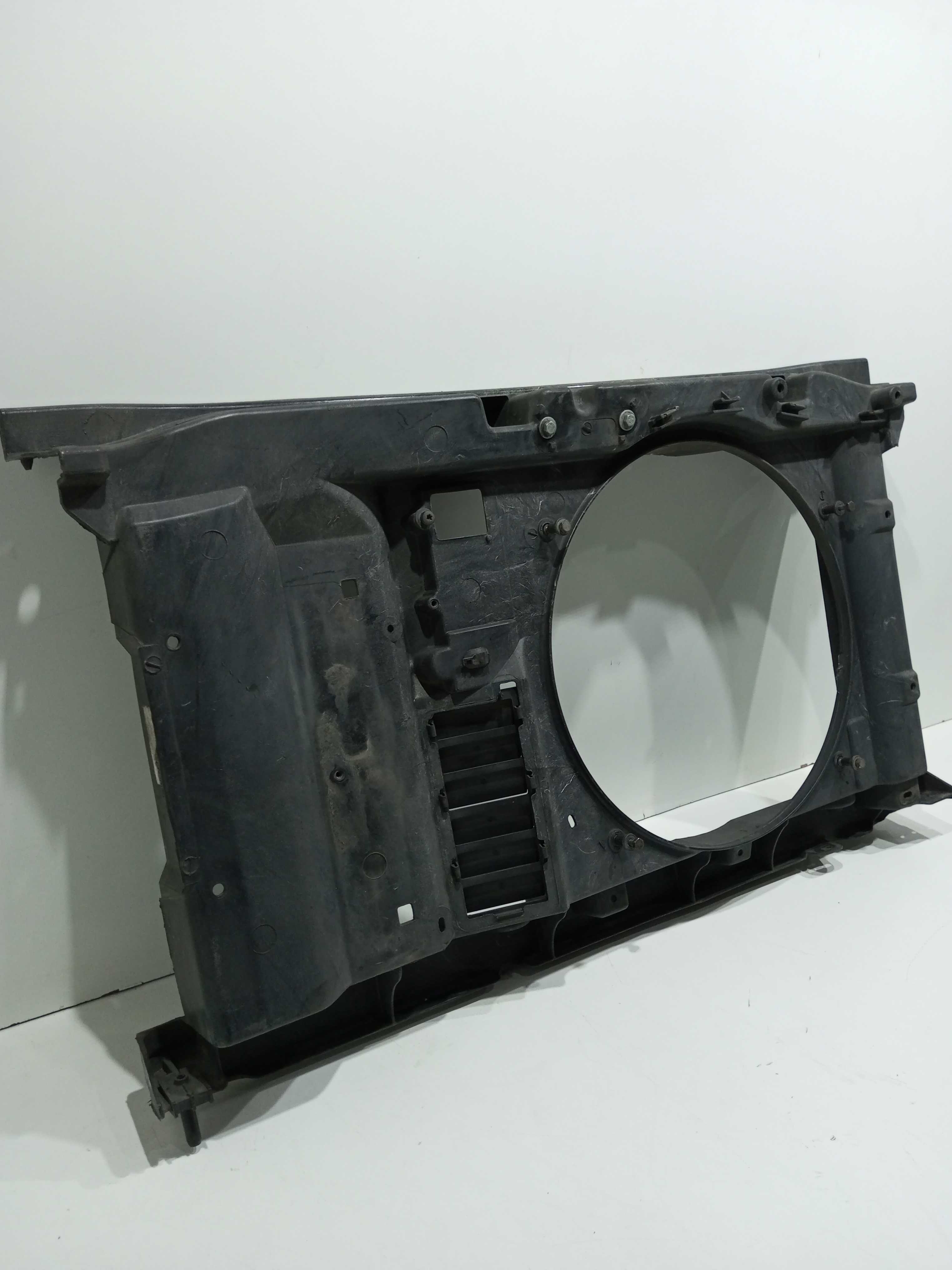 Defletor Radiador Peugeot 307 2.0 Rallye 2004 3