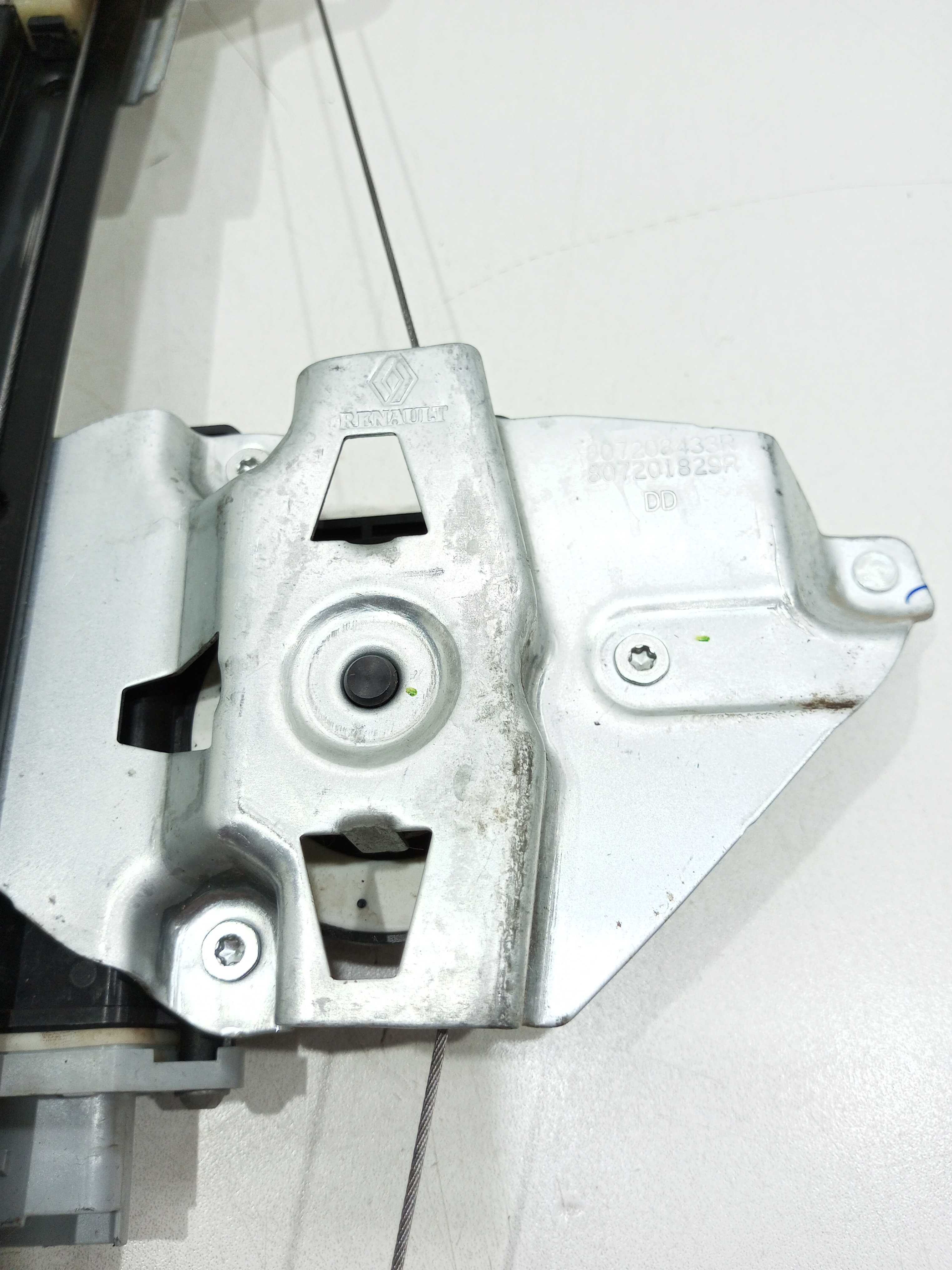 Maquina De Vidro Porta Dianteira Direita Sandero  1.0 2016 3