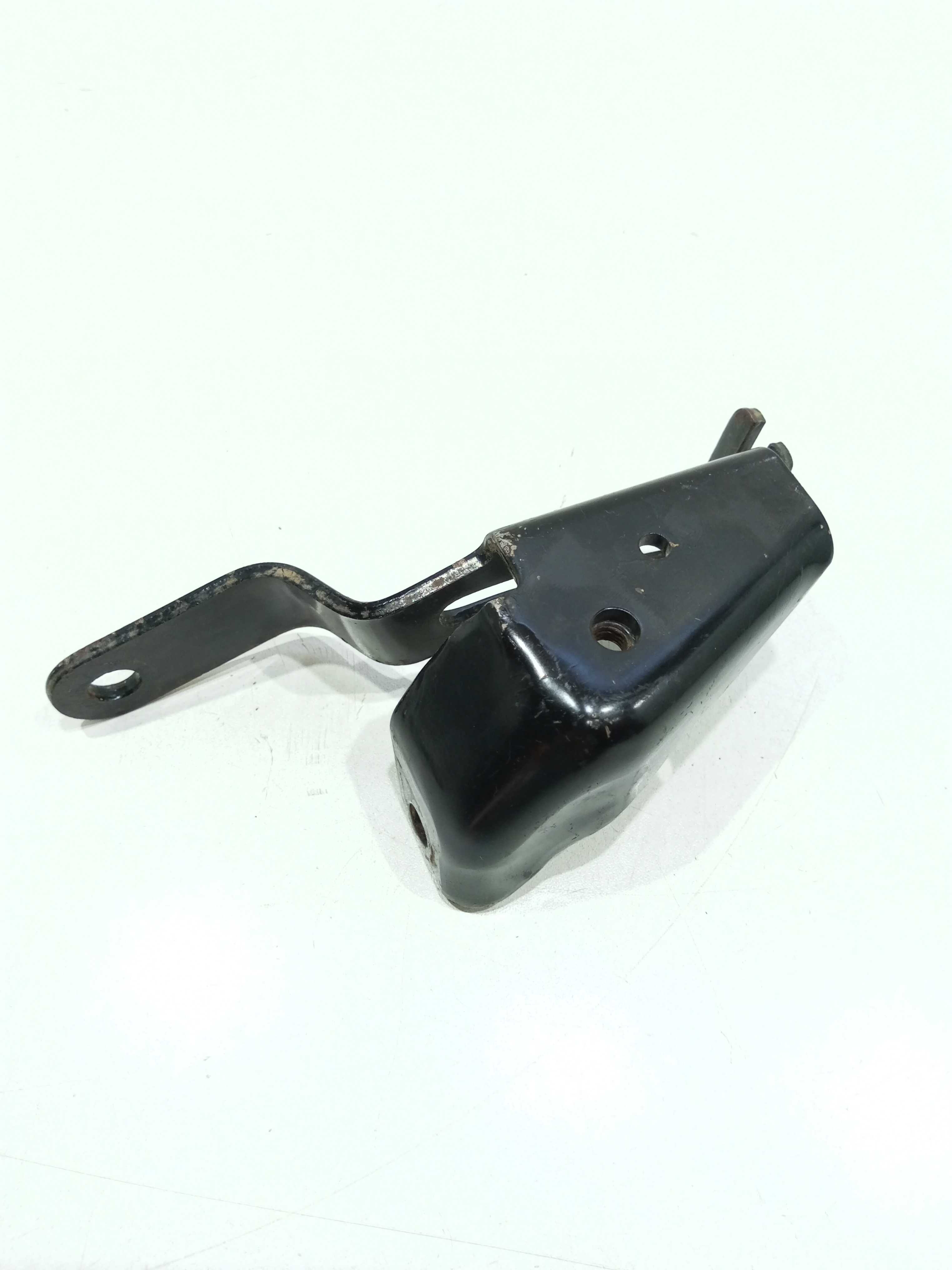 Suporte Alternador Mitsubishi Pajero Tr4 2007 5