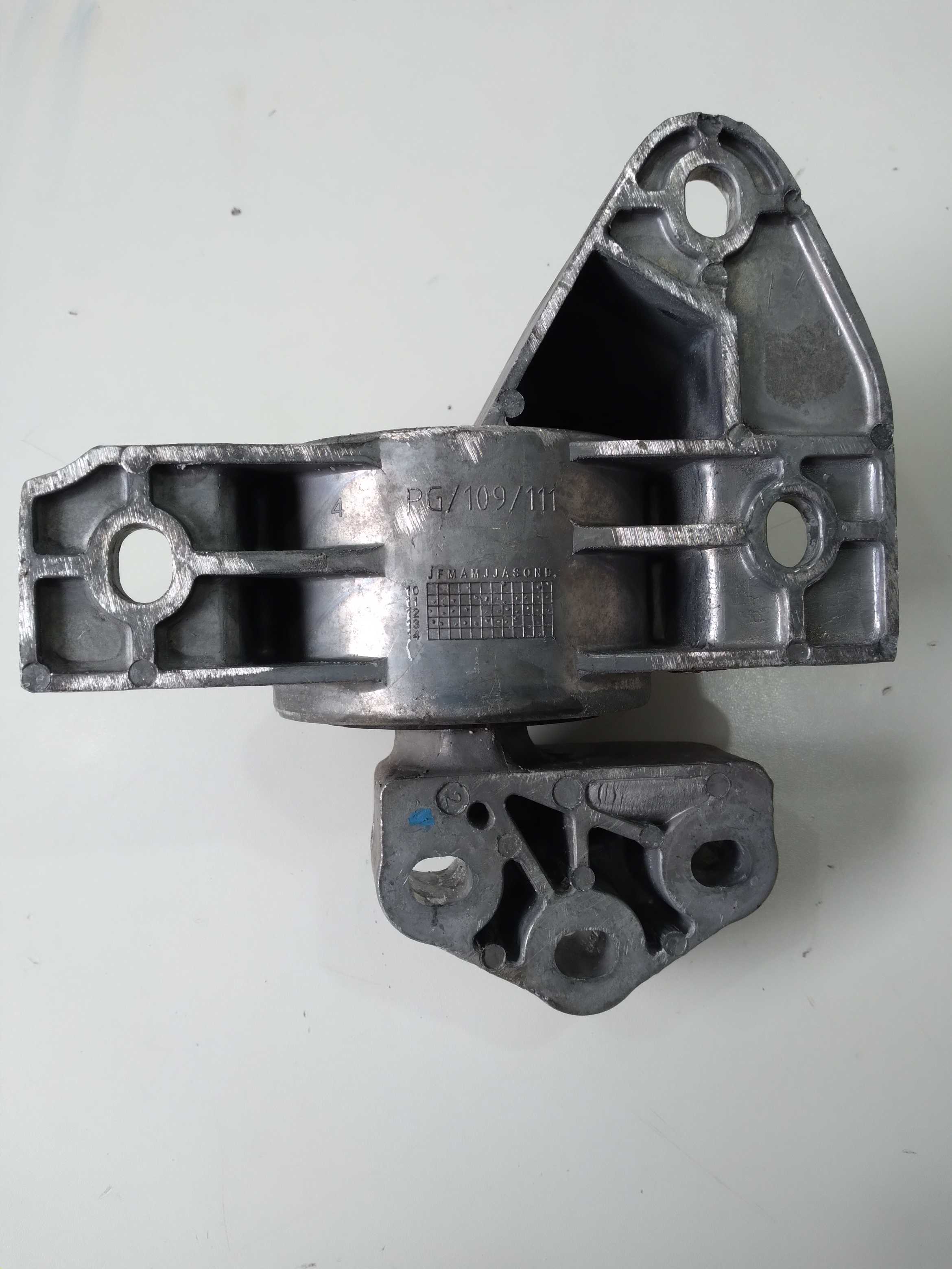 Coxim Do Motor Fiat Grand Siena Attrac. 1.4 2013 2
