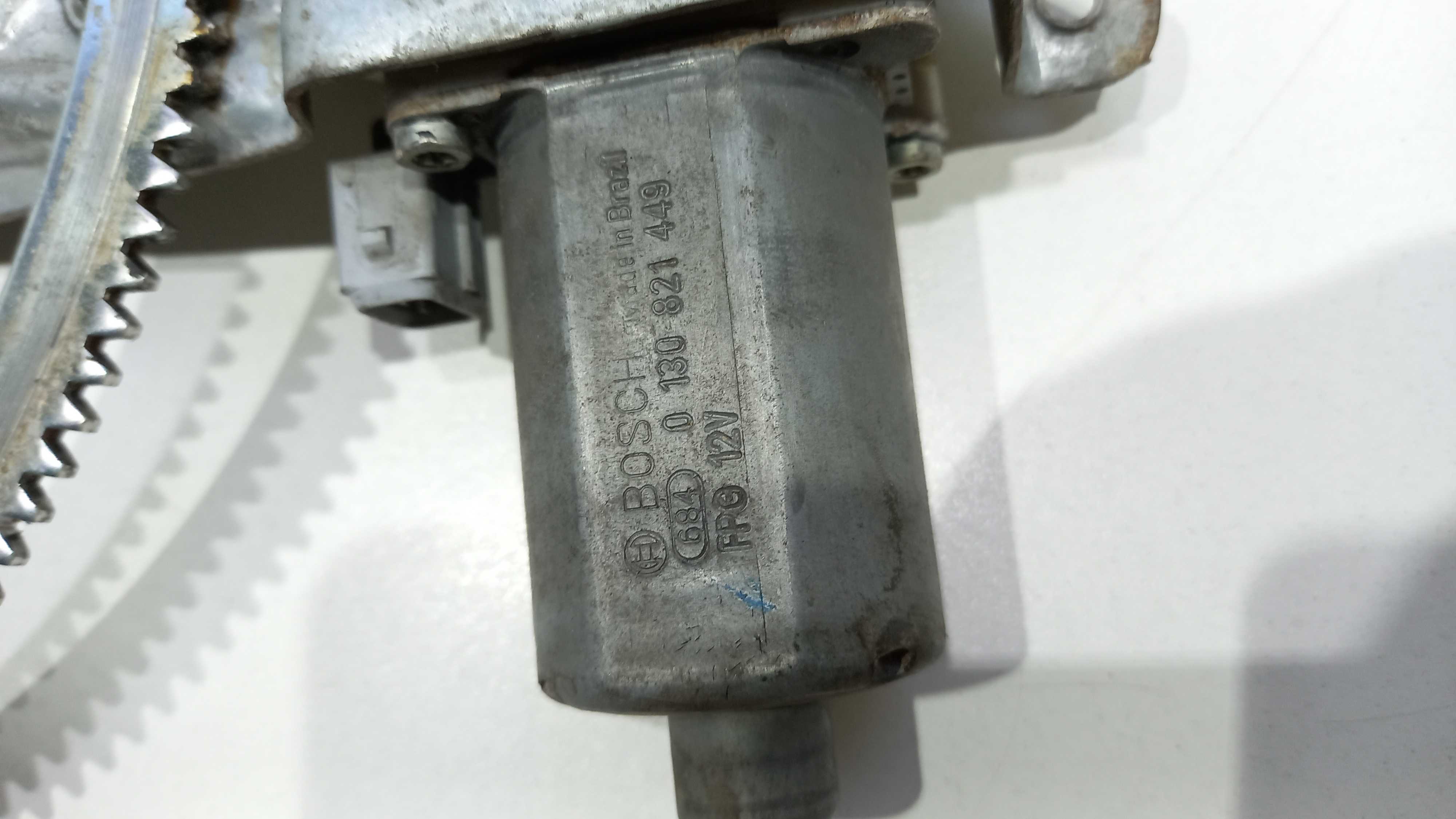 Maquina De Vidro Dianteira Direita Corsa Montana 2009 6