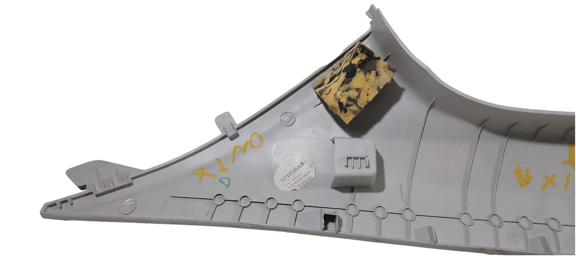 Acabamento Interno Direita Parabrisa Gm Onix 2017 Original 5