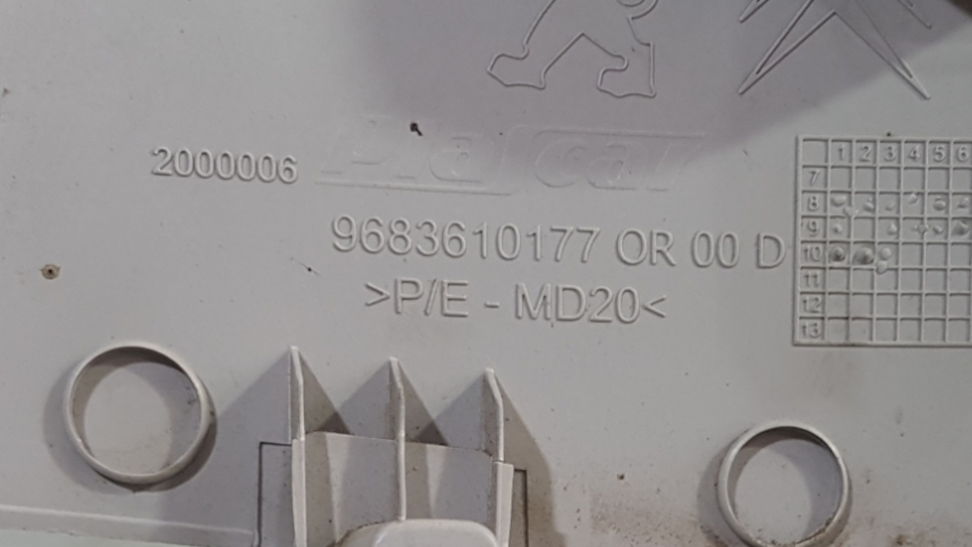 Bagagito Direito Peugeot 207 2011 9683610177 Original 5