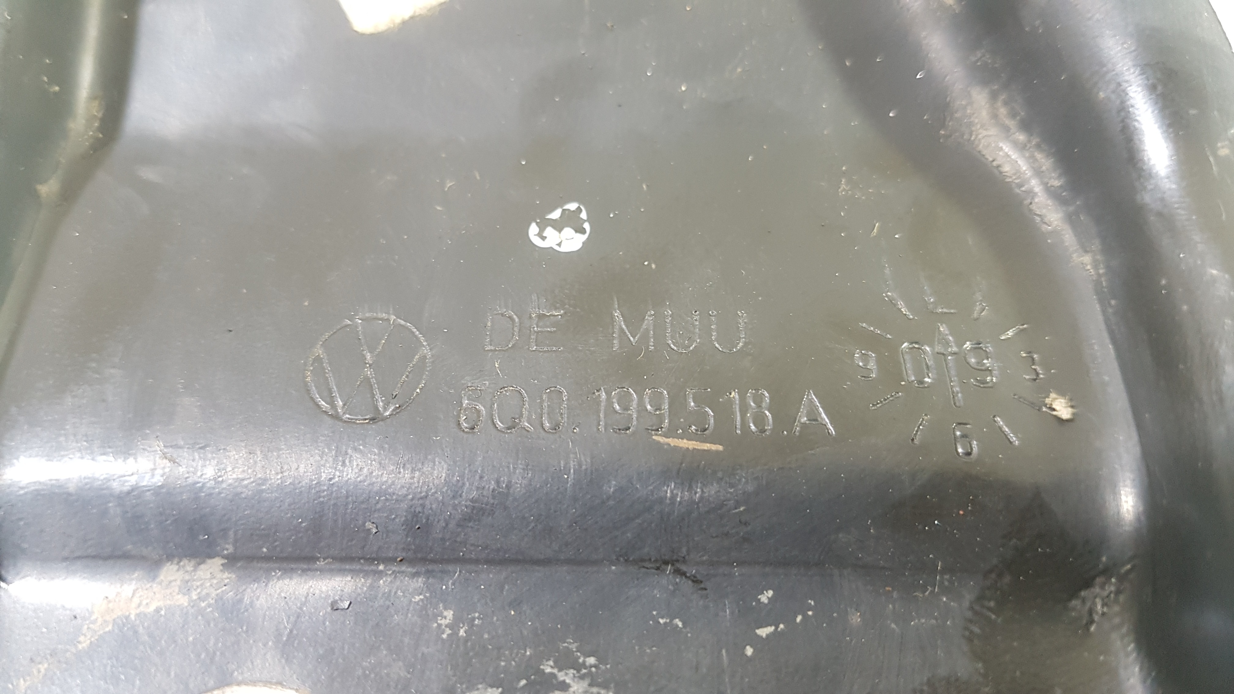 Suporte Direito Agregado Vw Voyage Fox 2015 Original 9