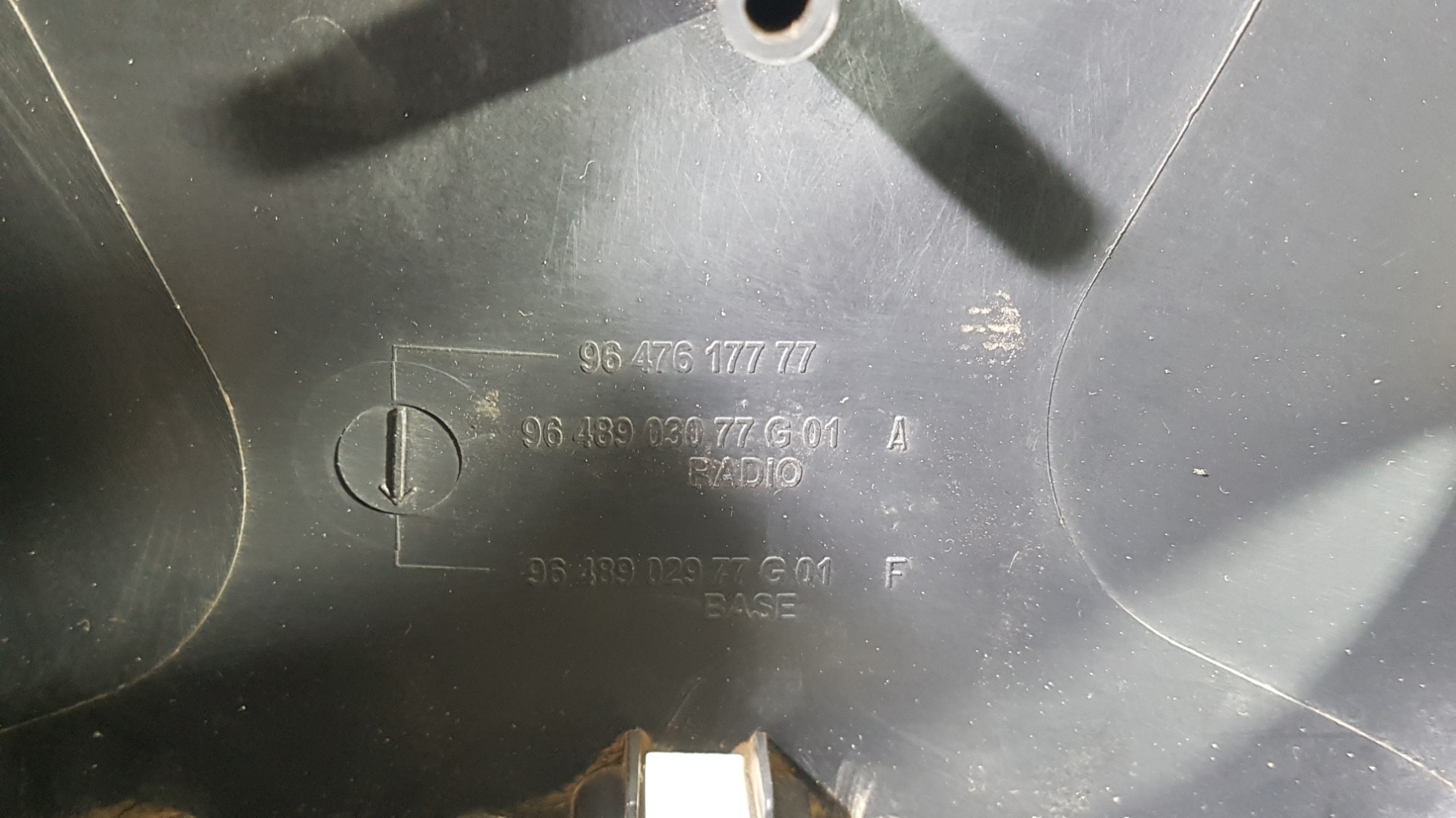 Acabamento Moldura Chave Seta Peugeot 206 2005 11