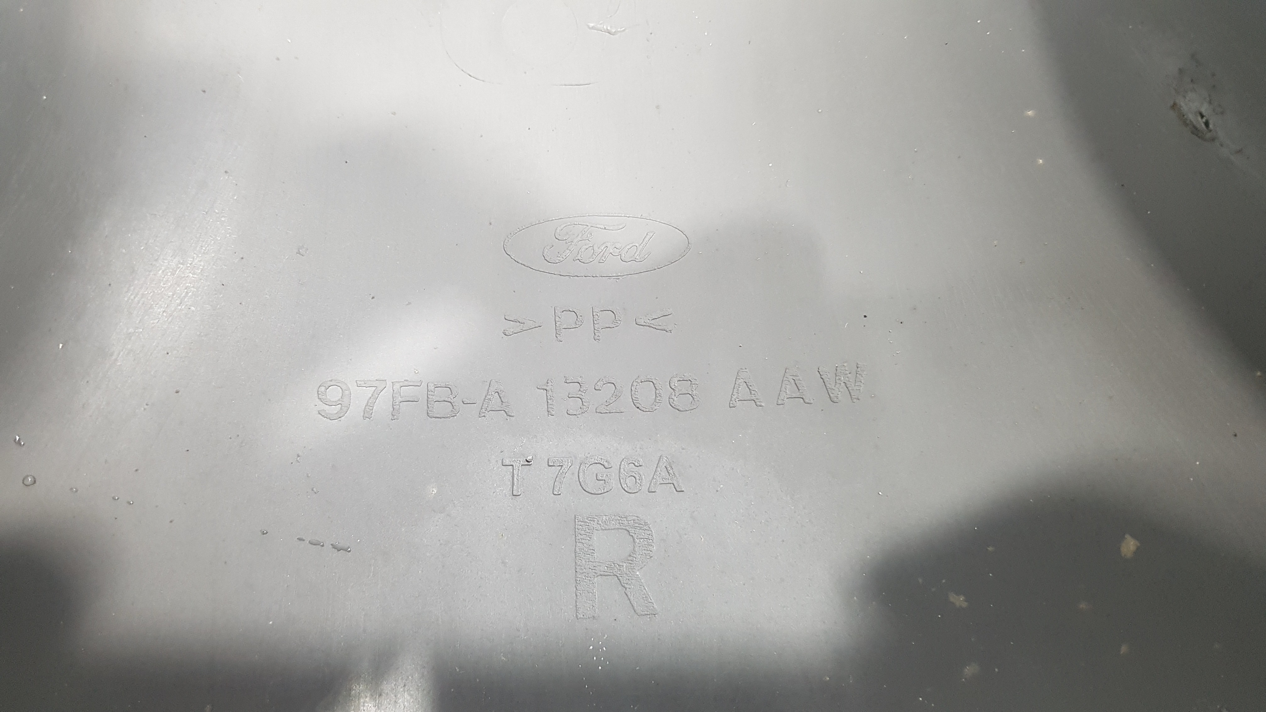 Acabamento Soleira L. D Ford Fiesta 2001 Original 5