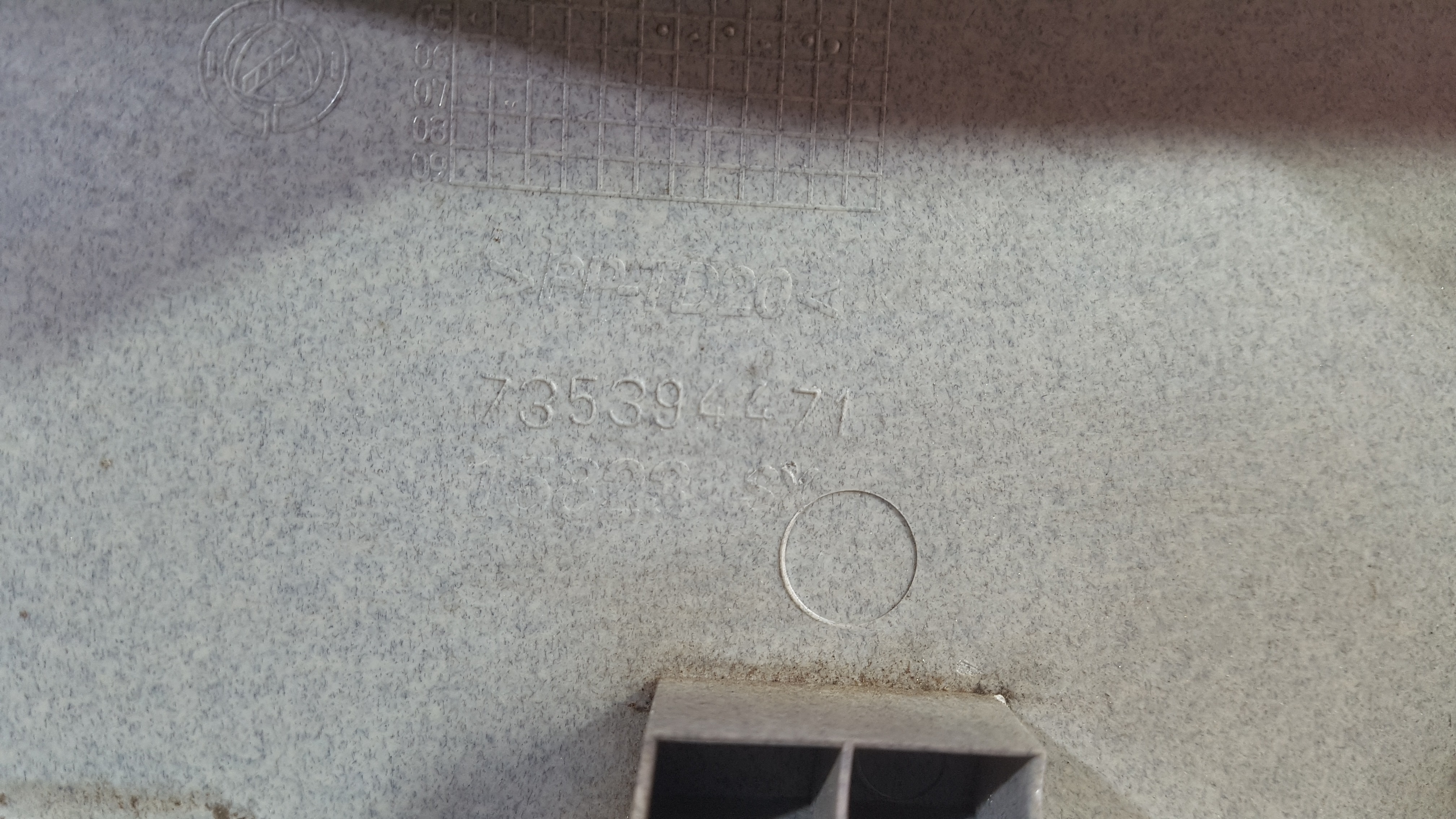 Acabamento Coluna Traseira Esquerda Fiat Idea Elx 2006 Origi 5