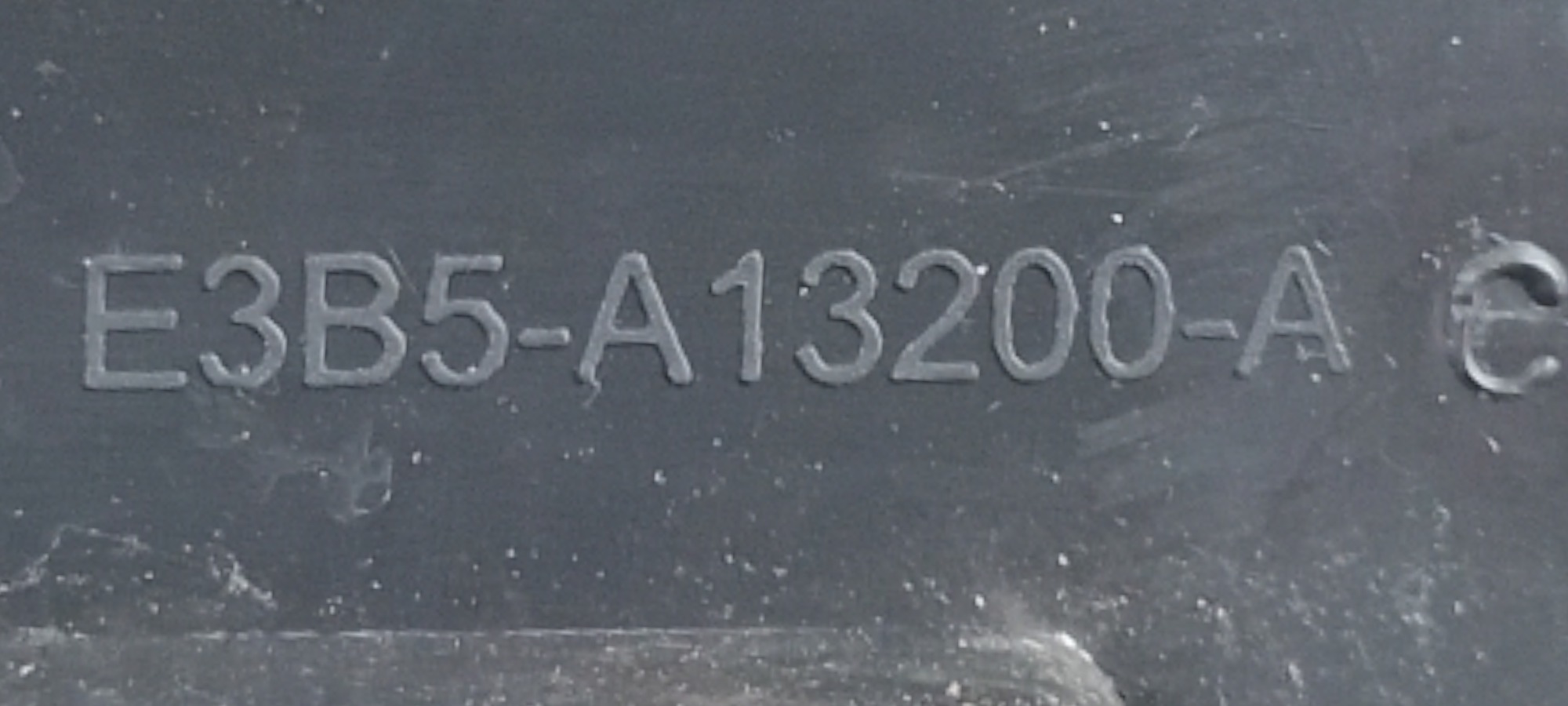 Acabamento Soleira Dianteira Direita Ford Ka Sedan 2018 Orig 4