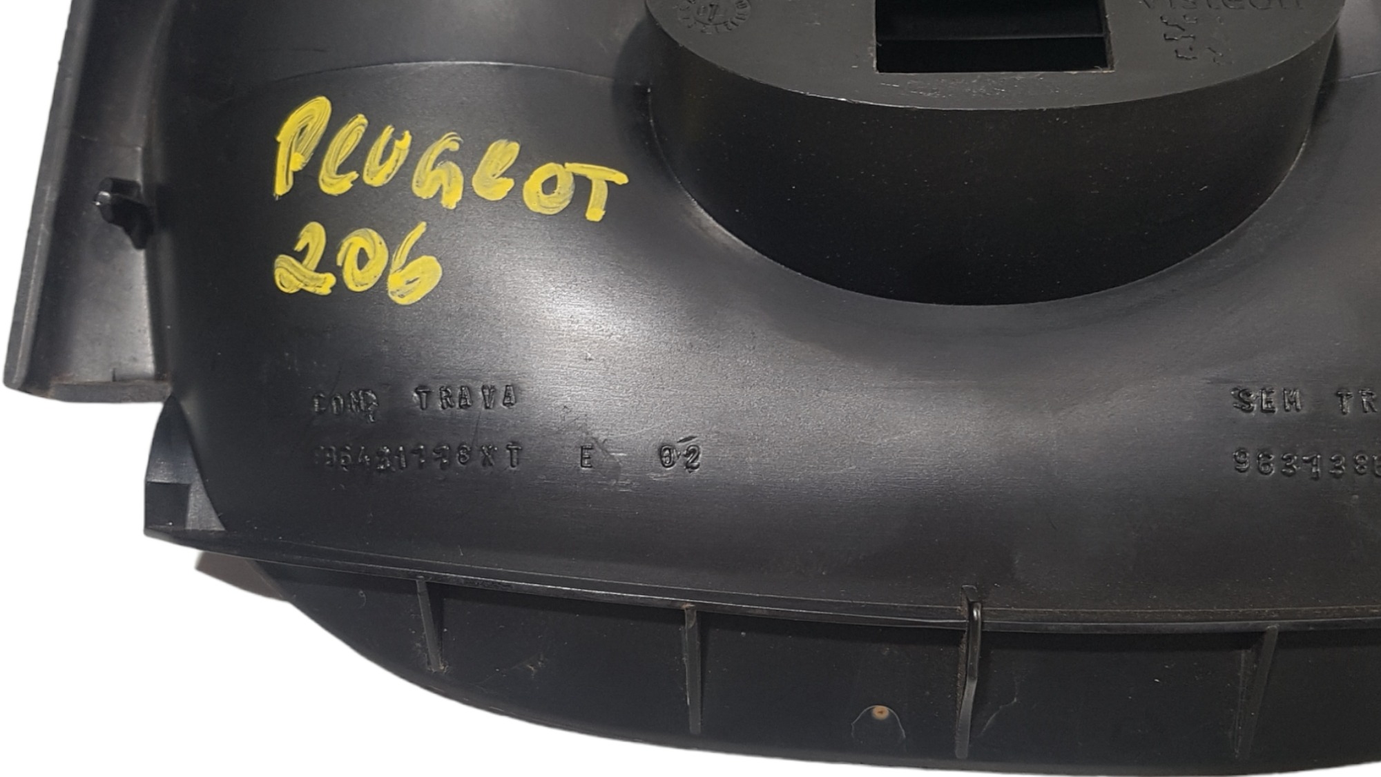 Moldura Computador Bordo Pisca Alerta Peugeot 206 2004 2005 9