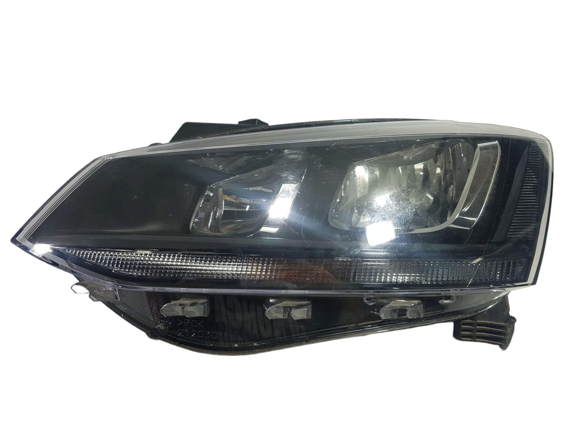 Farol Esquerdo Vw Fox 2015 2016 2017 2018 2019 Recuperado