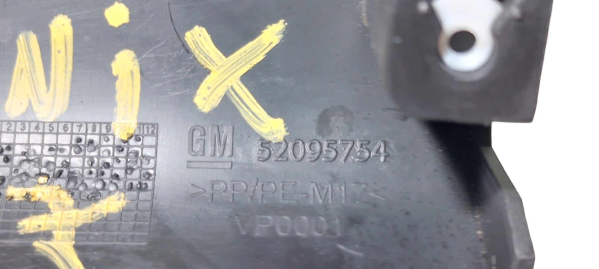 Acabamento Interno Retrovisor Direito Onix 2017 Orig 15