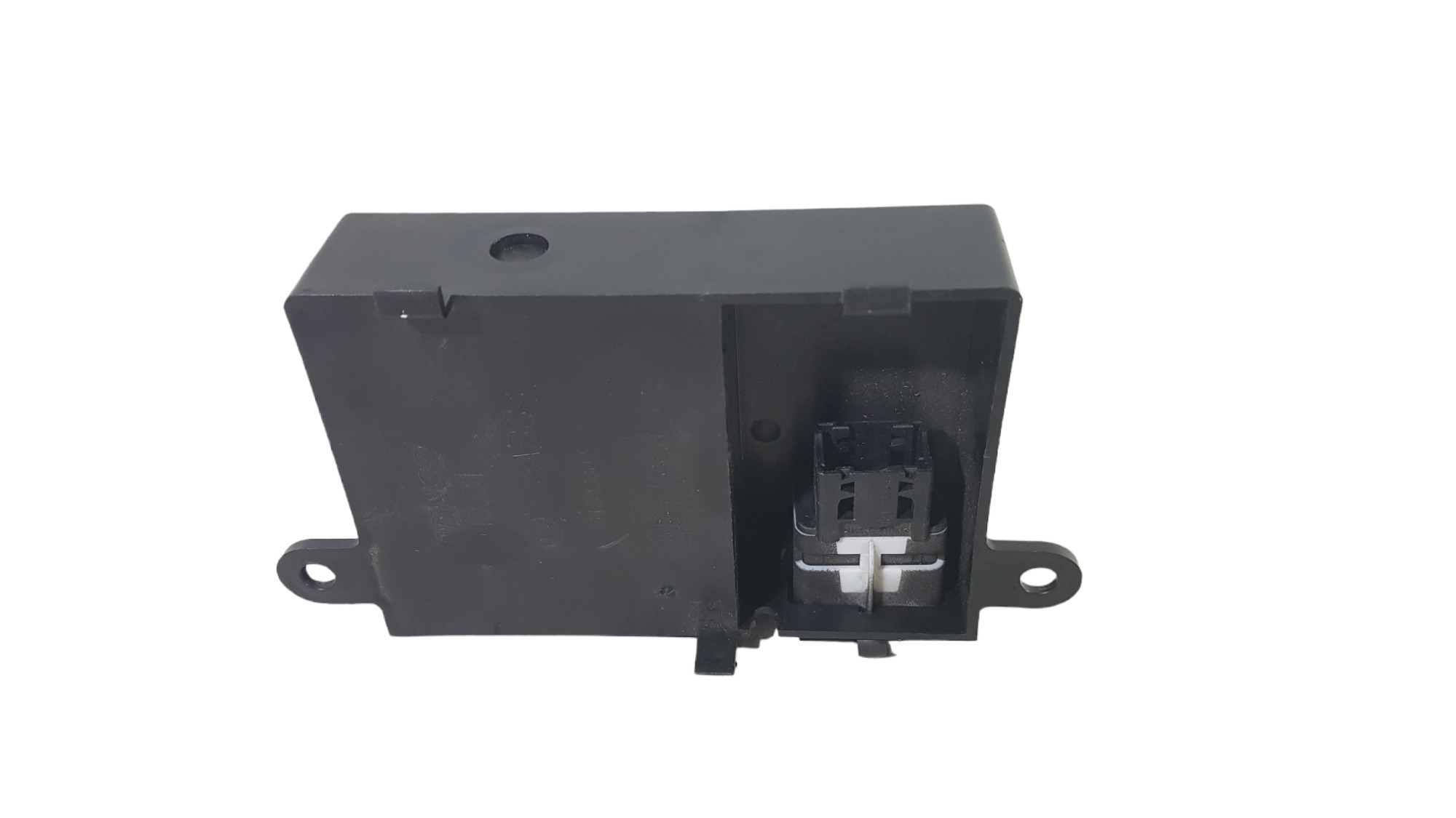 Entrada Usb Fiat Idea Doblo Strada Punto Original 51805602 2 7