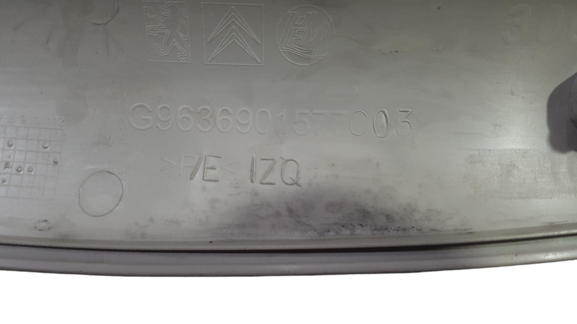 Acabamento Vidro L. E Peugeot 307 2010 Original 5