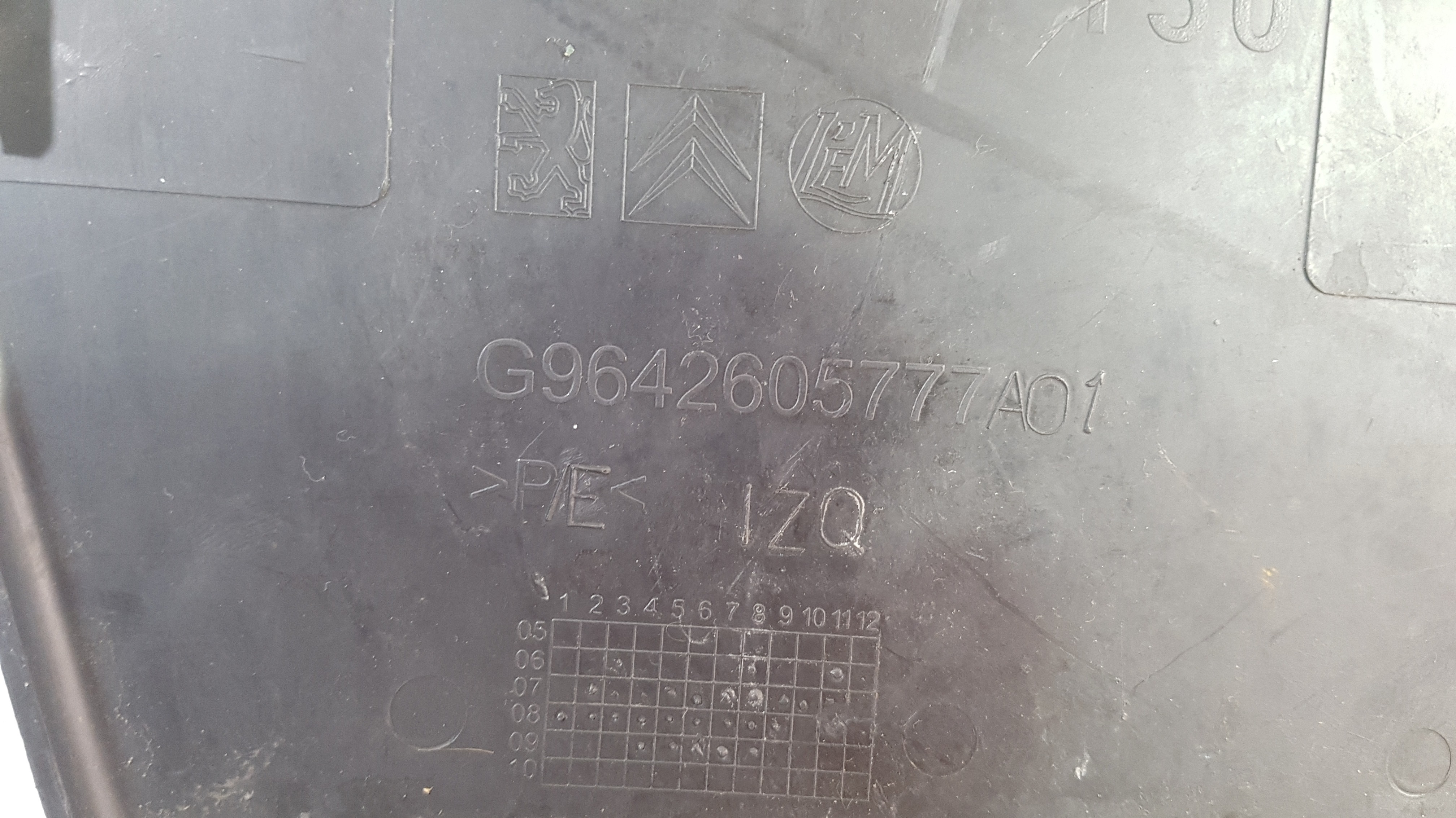 Acabamento Porta Malas L. Direito Peugeot 307 Original 5